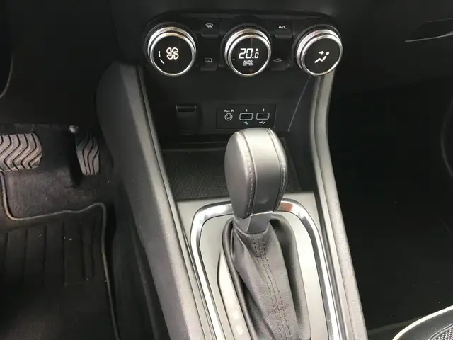Mitsubishi Asx view 16