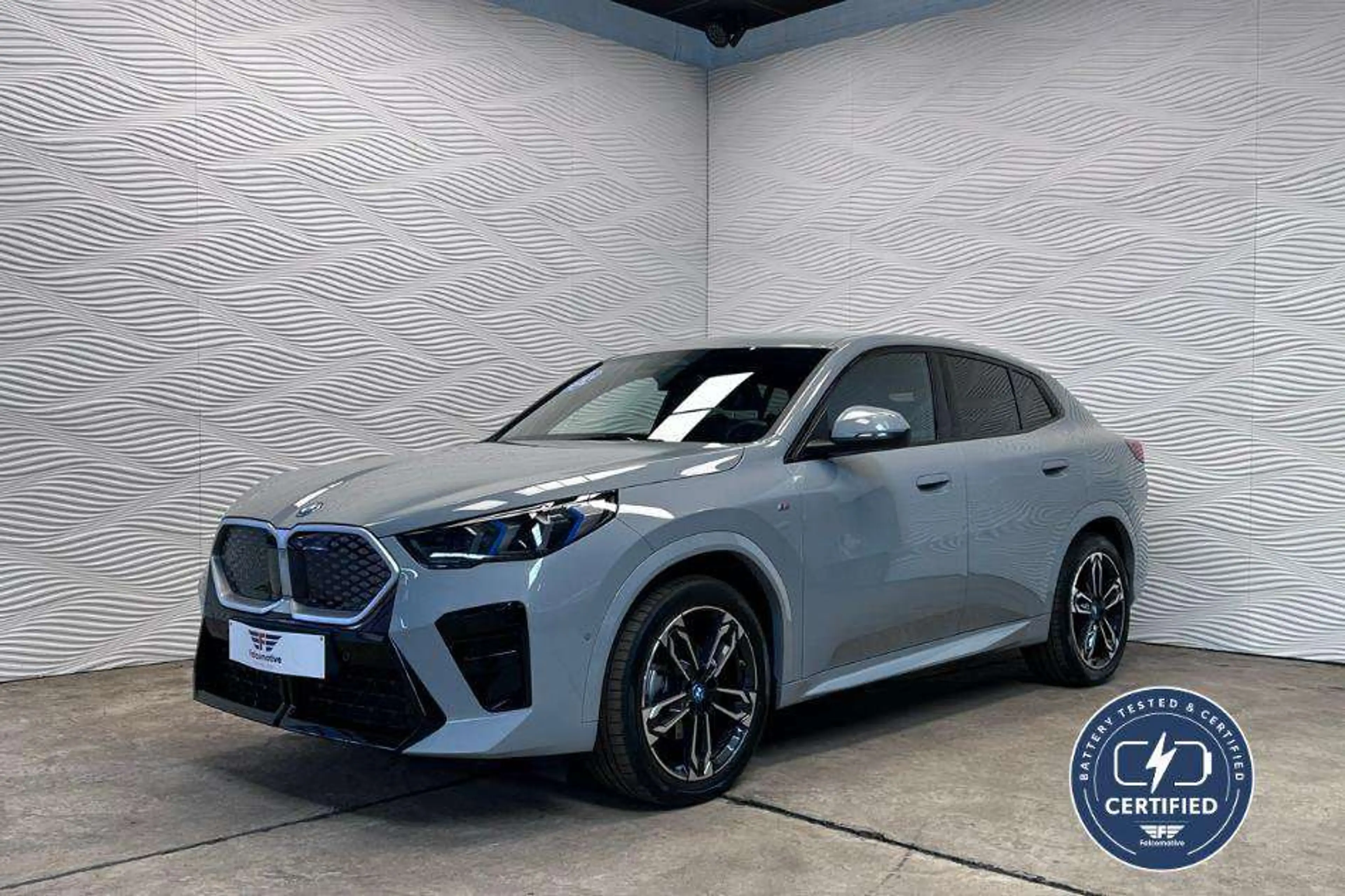 BMW iX2 eDrive20*66.5 kWh*M-SPORT*PREMIUM*21.923 KM!*