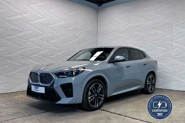 BMW iX2 eDrive20*66.5 kWh*M-SPORT*PREMIUM*21.923 KM!*