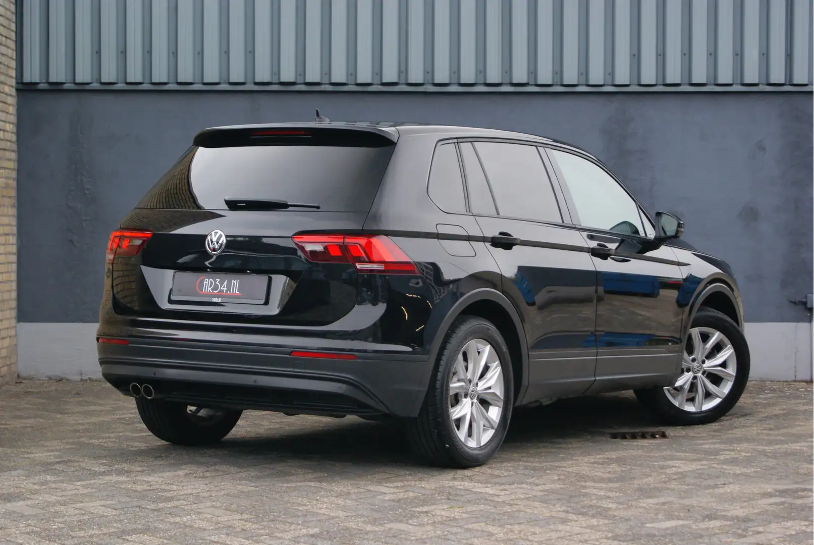 Volkswagen Tiguan 1.4 TSI ACT 150PK DSG Navi/Clima/Stoelverwarming/A Noir - 2