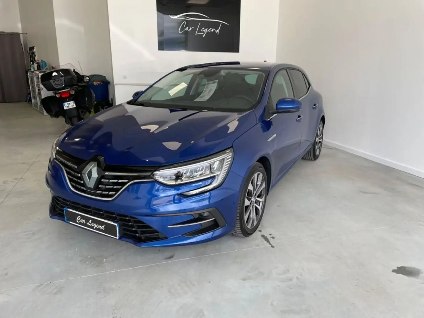 Renault Megane IV BERLINE IV Berline Blue dCi 115 Techno Bleu - 1