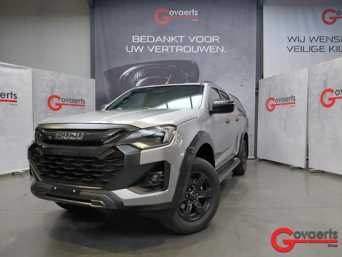 Isuzu D-Max LSE VCROSS MY 2025 Gris - 1
