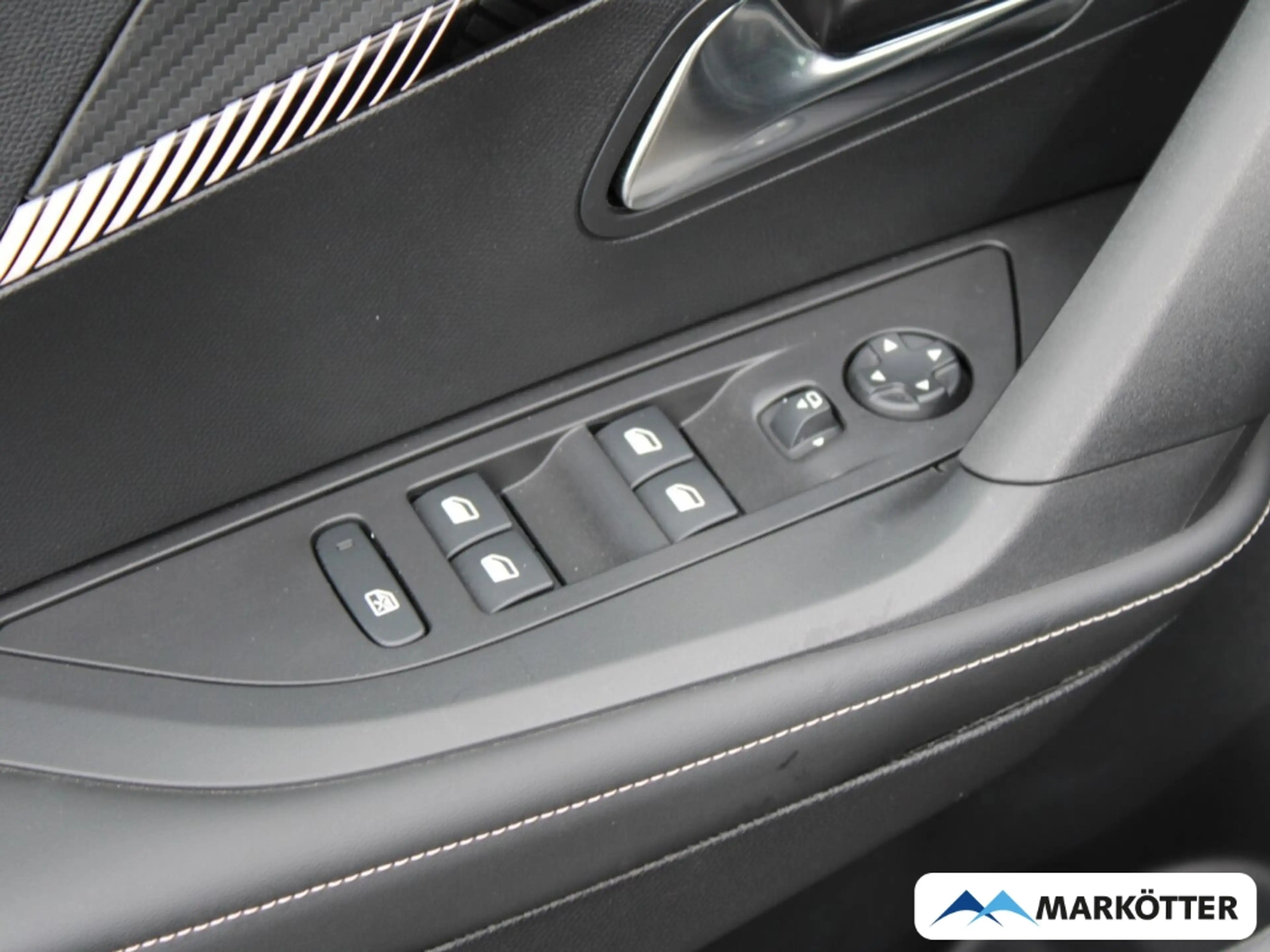 Peugeot 2008 Allure/LED/SHZ/PDC/CarPlay/Android/Grantie — photo 6