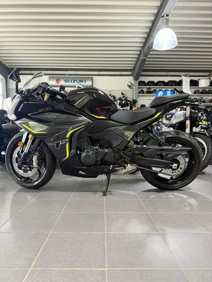 Benelli Tornado