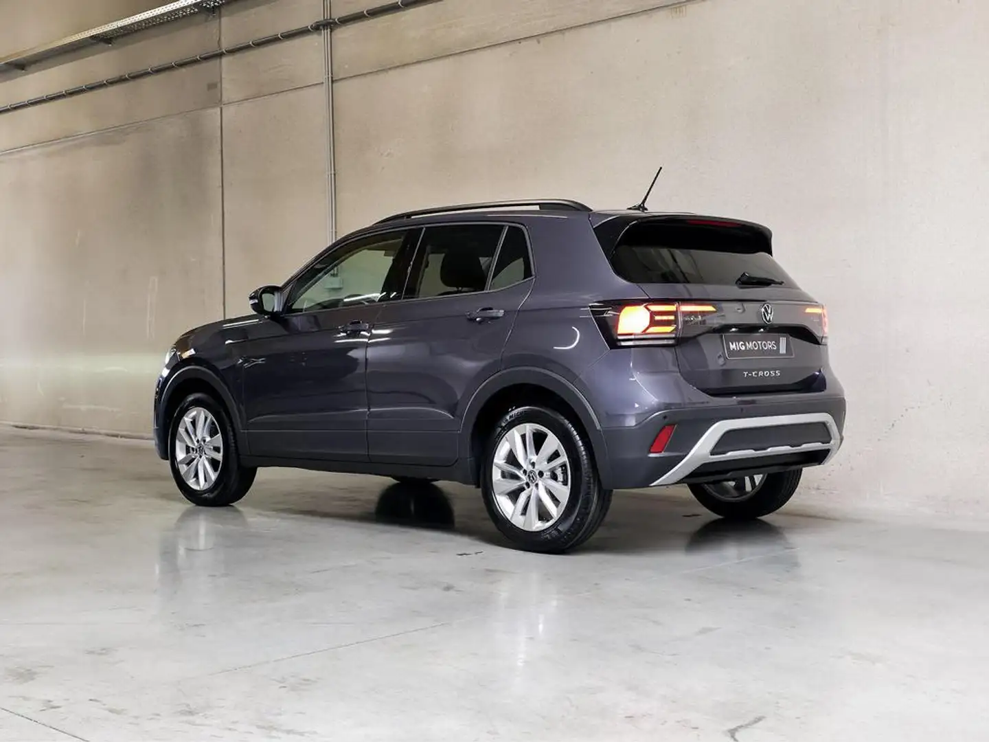 Volkswagen T-Cross Life Business Gris - 2