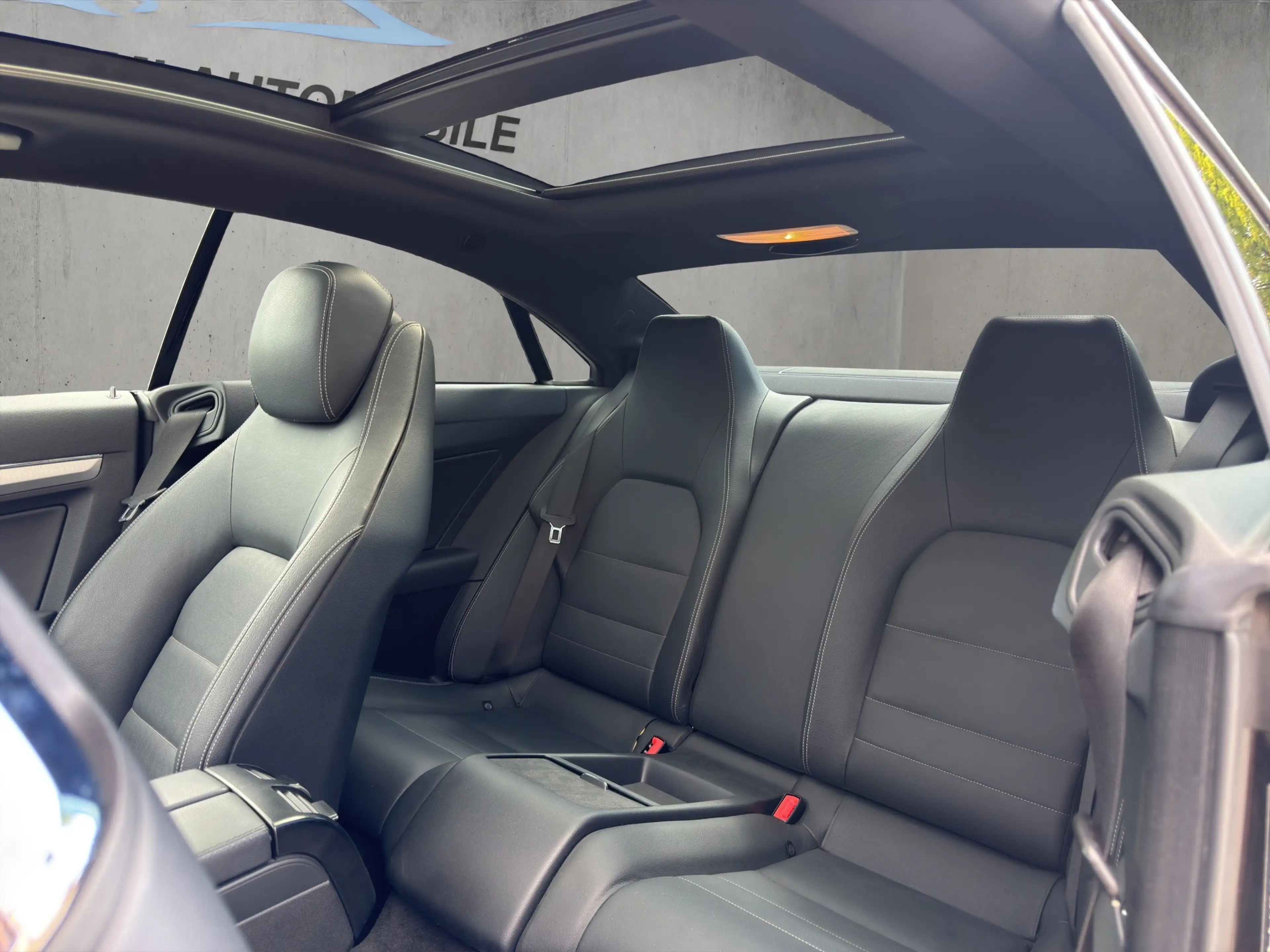 Mercedes-Benz E 250 E 250 CGI BlueEfficiency (207.347) — photo 12