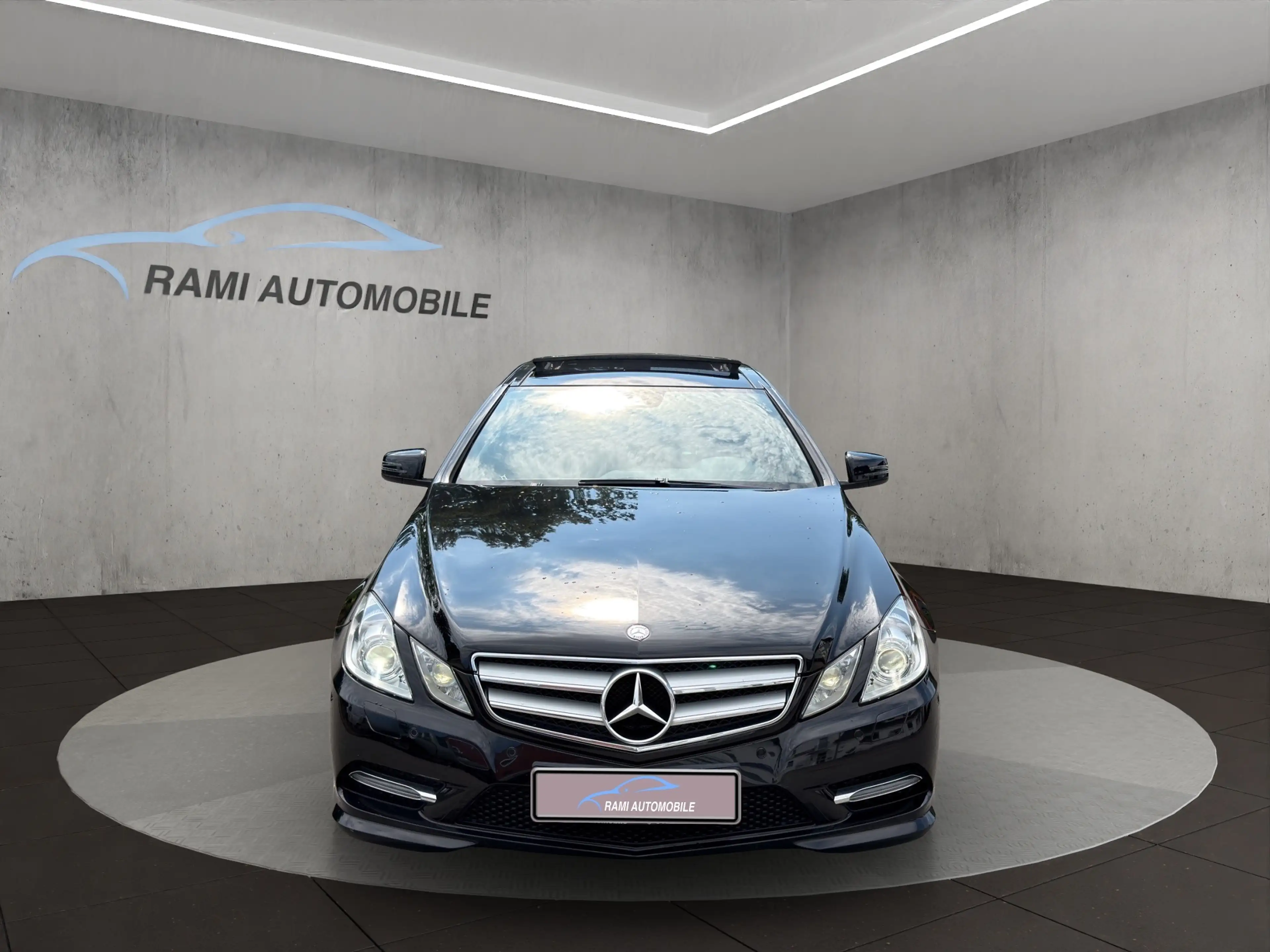 Mercedes-Benz E 250 E 250 CGI BlueEfficiency (207.347) — photo 2
