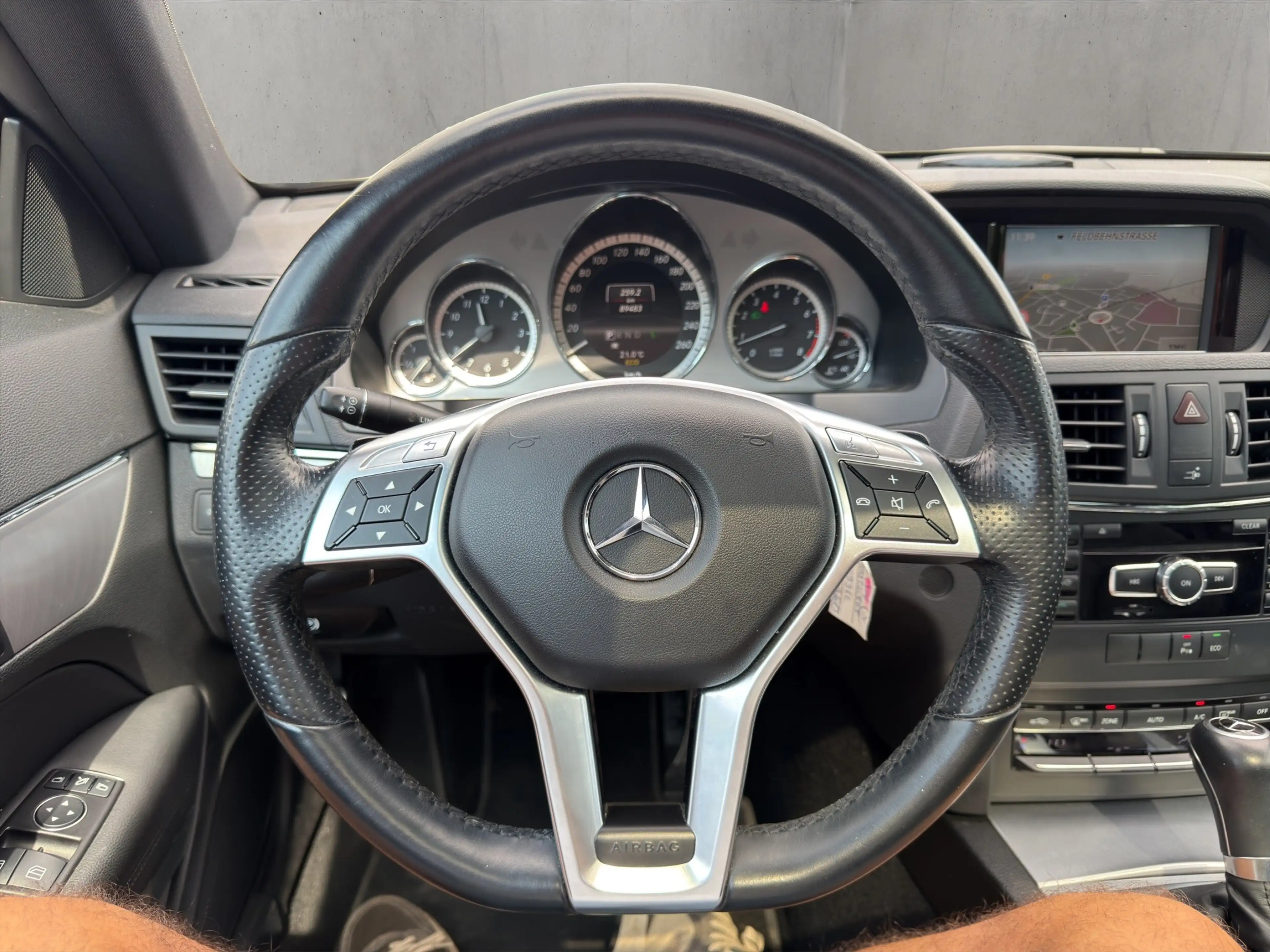 Mercedes-Benz E 250 E 250 CGI BlueEfficiency (207.347) — photo 14