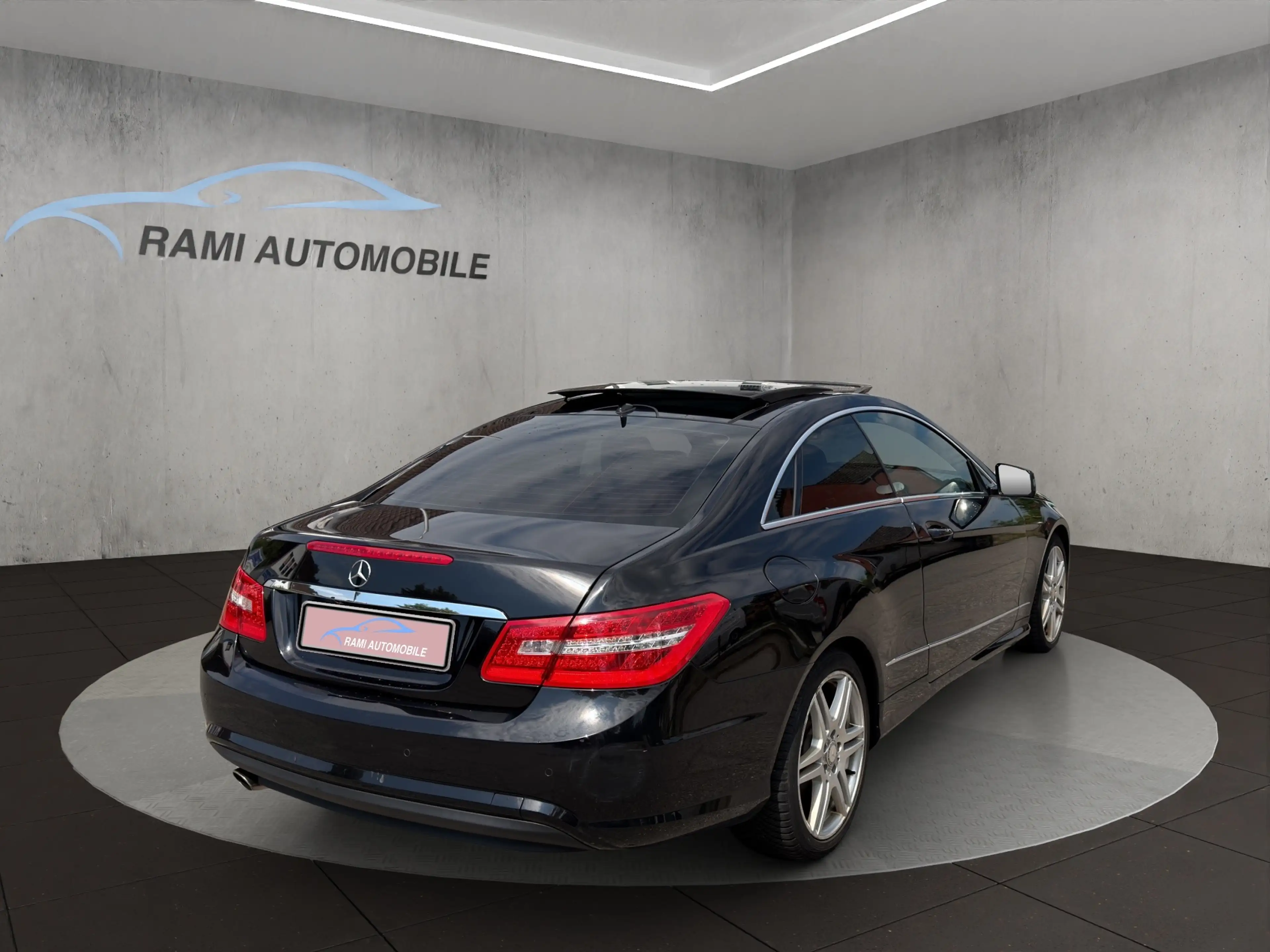 Mercedes-Benz E 250 E 250 CGI BlueEfficiency (207.347) — photo 6
