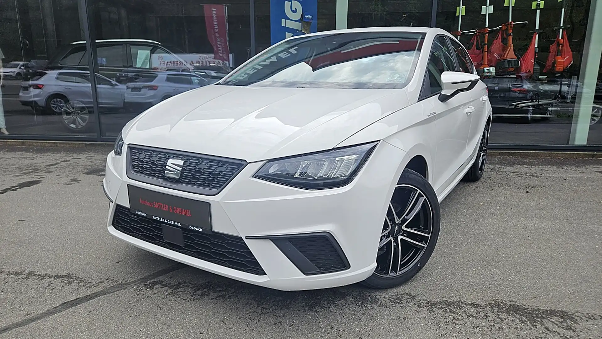 SEAT Ibiza 1,0 Reference**Alufelgen gegen Aufpreis** Weiß - 1