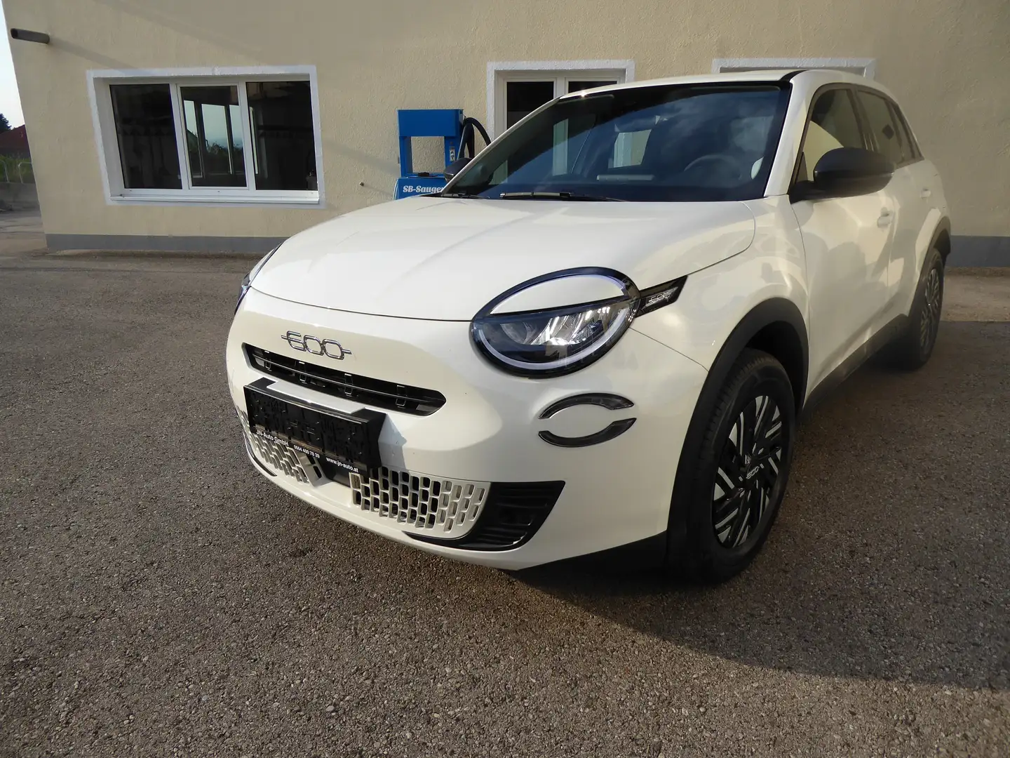 Fiat 600 Hybrid Basis Bianco - 1