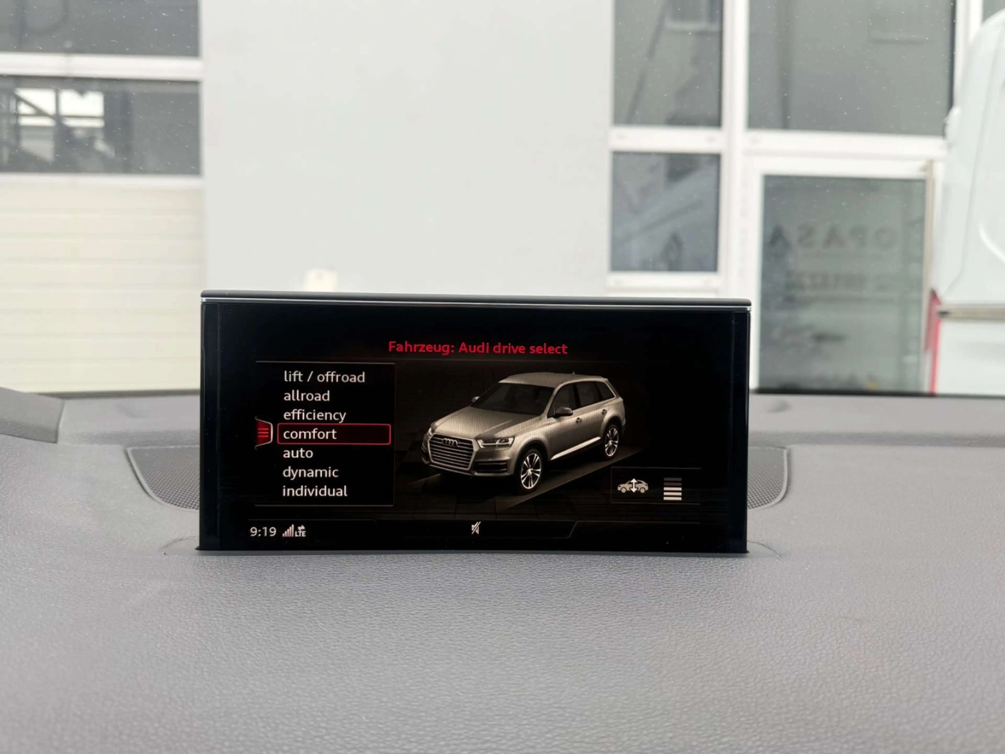Audi Q7 50 TDI Quattro S LINE *7 SITZER* EXKLUSIV* — photo 10