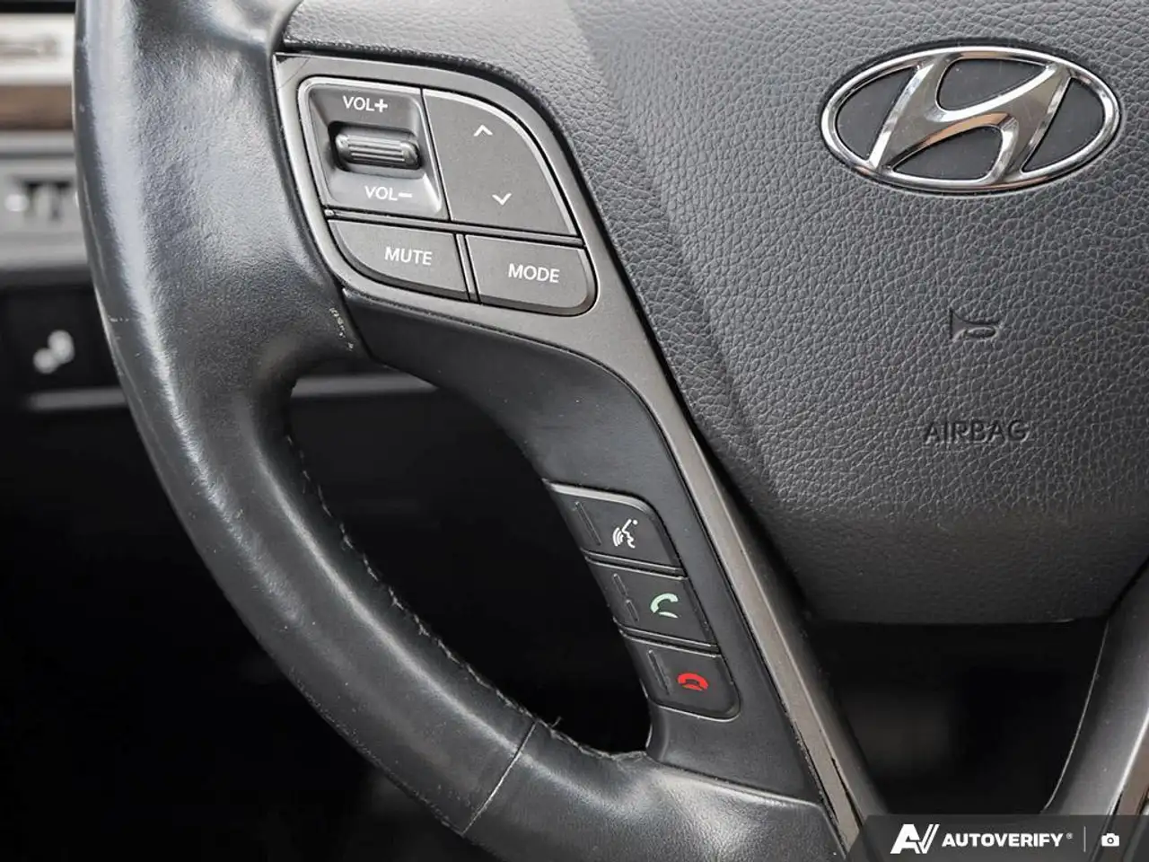 Hyundai SANTA FE снимка Hyundai SANTA FE