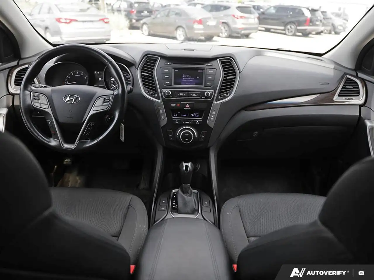 Hyundai SANTA FE снимка Hyundai SANTA FE