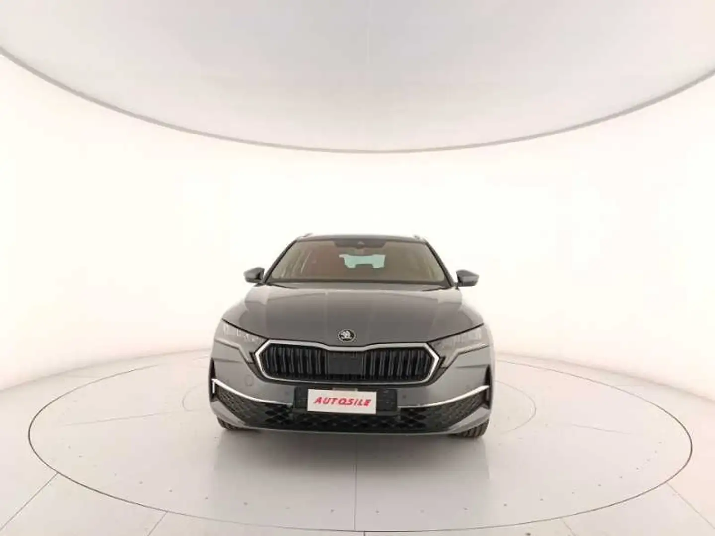 Skoda Octavia IV 2024 Wagon Wagon 2.0 tdi Executive 150cv dsg Grigio - 2