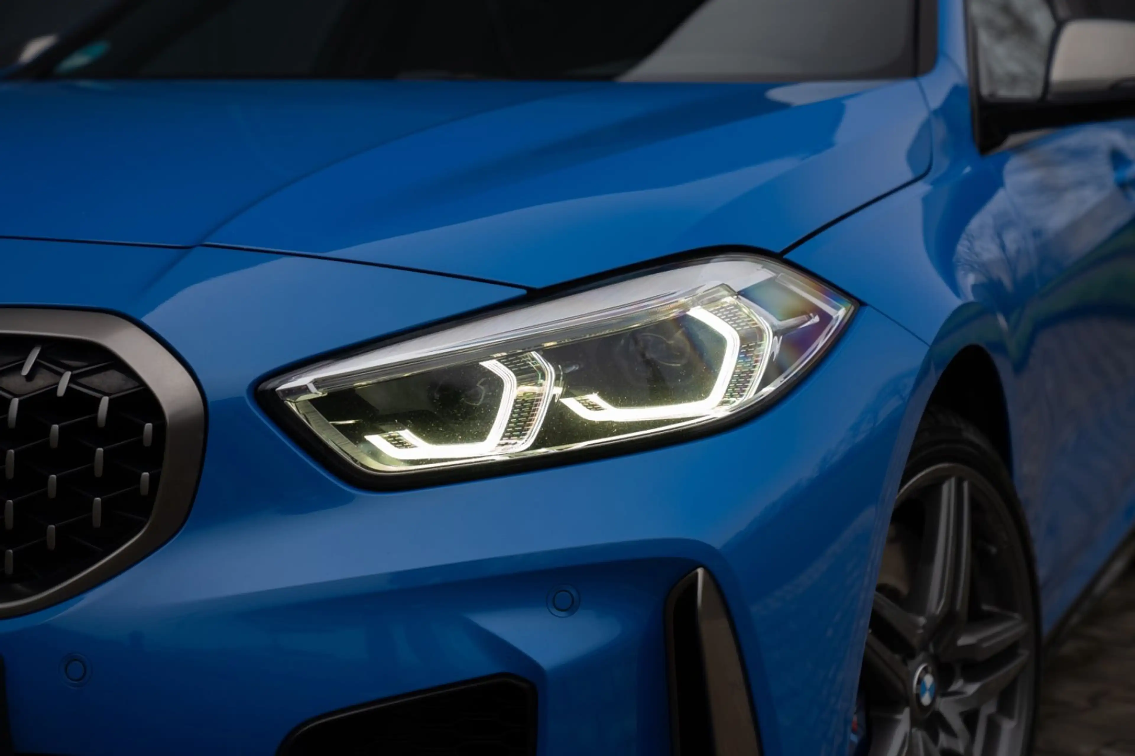 BMW 135 i xDrive*LASER*SCHALEN*SHADOW*VC* — photo 2