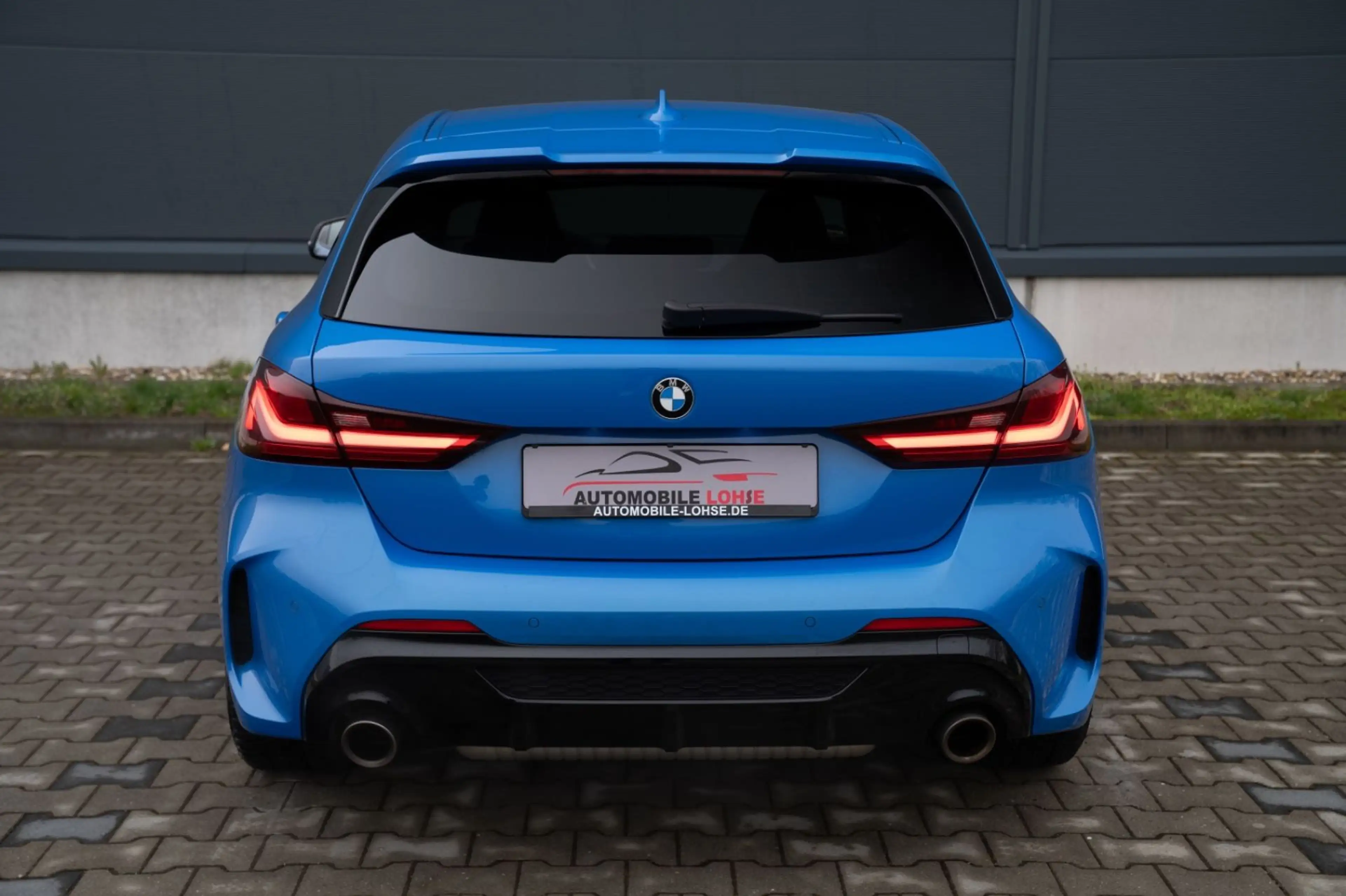 BMW 135 i xDrive*LASER*SCHALEN*SHADOW*VC* — photo 12