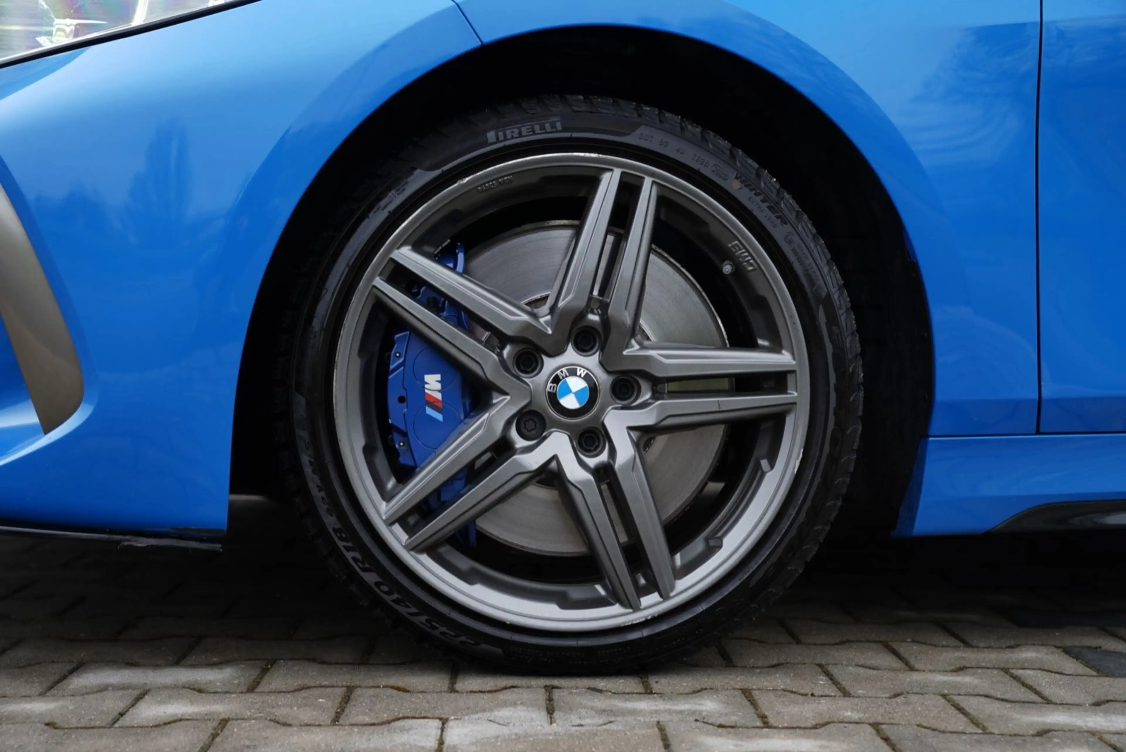 BMW 135 i xDrive*LASER*SCHALEN*SHADOW*VC* — photo 7