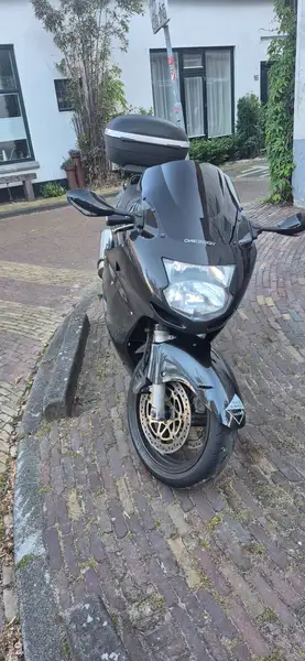 Honda CBR 1100 XX