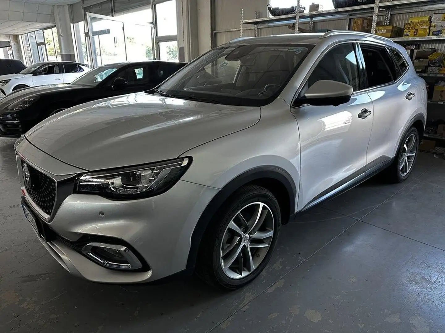 MG HS 1.5 t Luxury auto Argent - 1
