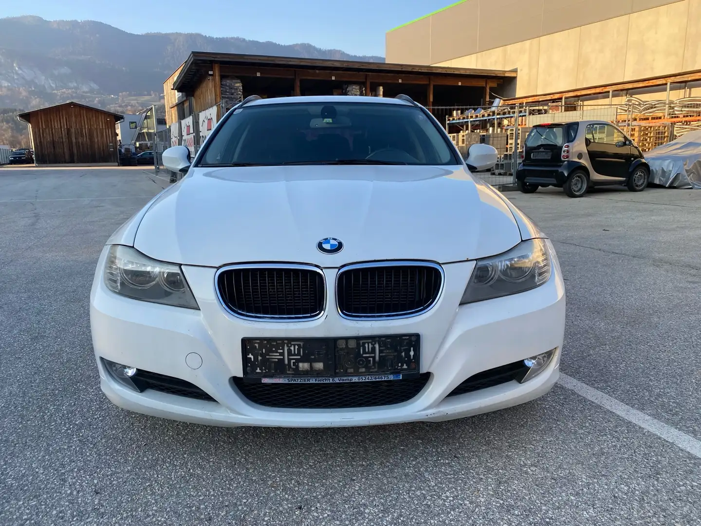 BMW 320 320d xDrive Touring Österreich-Paket - 2