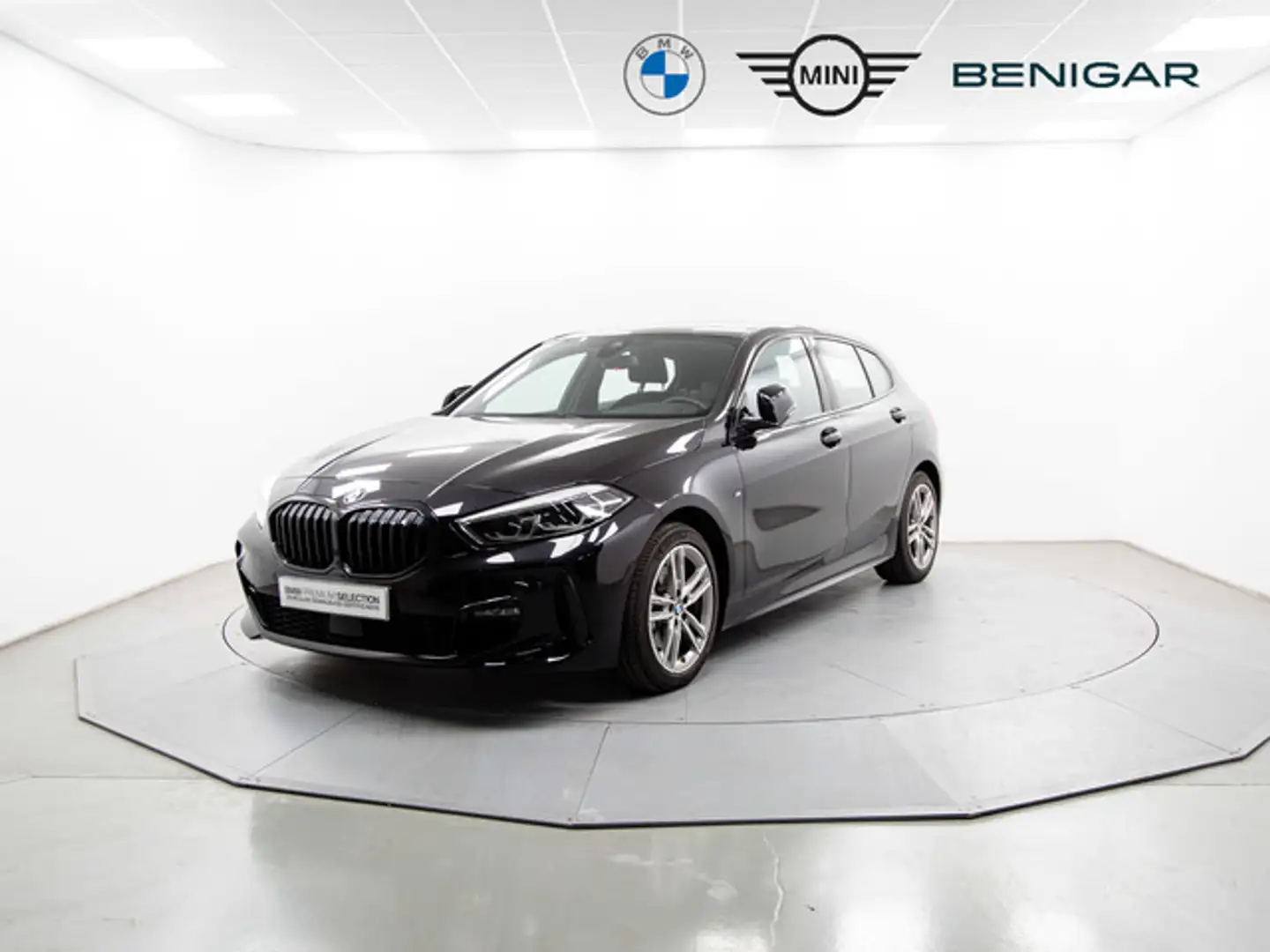 BMW 118 118dA Business Negro - 1