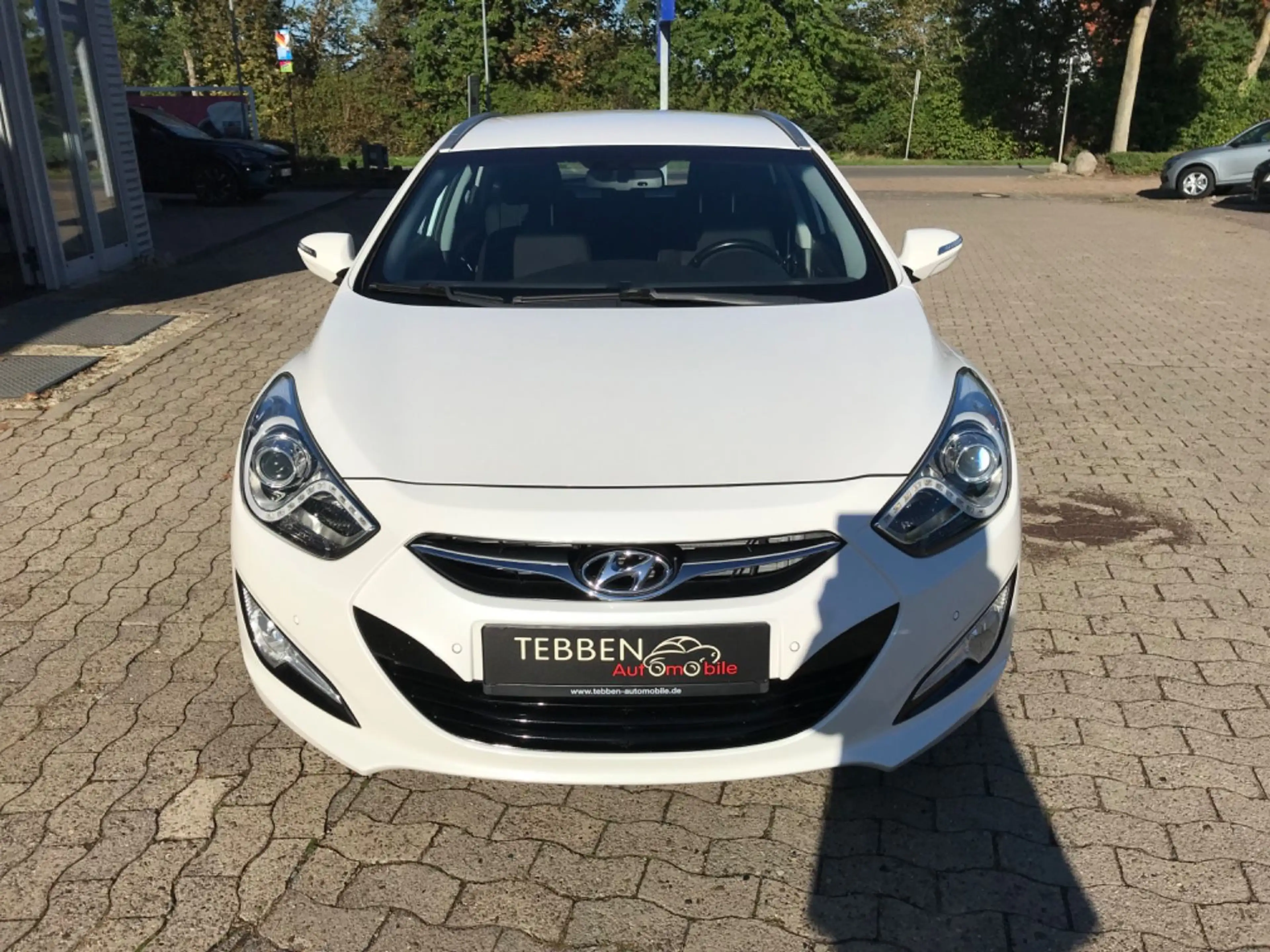Hyundai i40 cw*Kombi*Sitzhz*Allwetterreifen* — photo 2