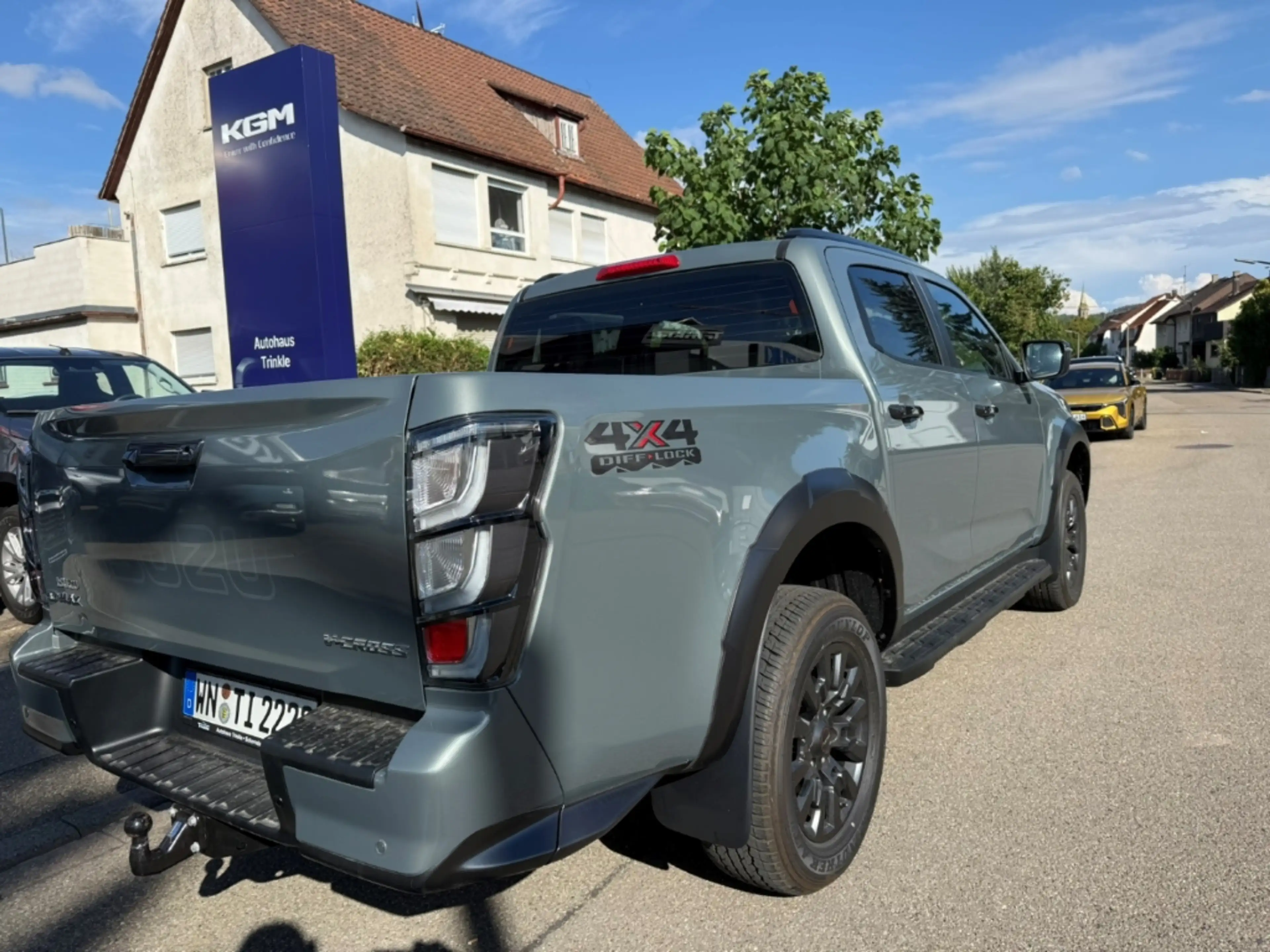 Isuzu D-Max V-Cross Double Cab 2.2 Navi Leder 360 Kamera LED S — photo 10