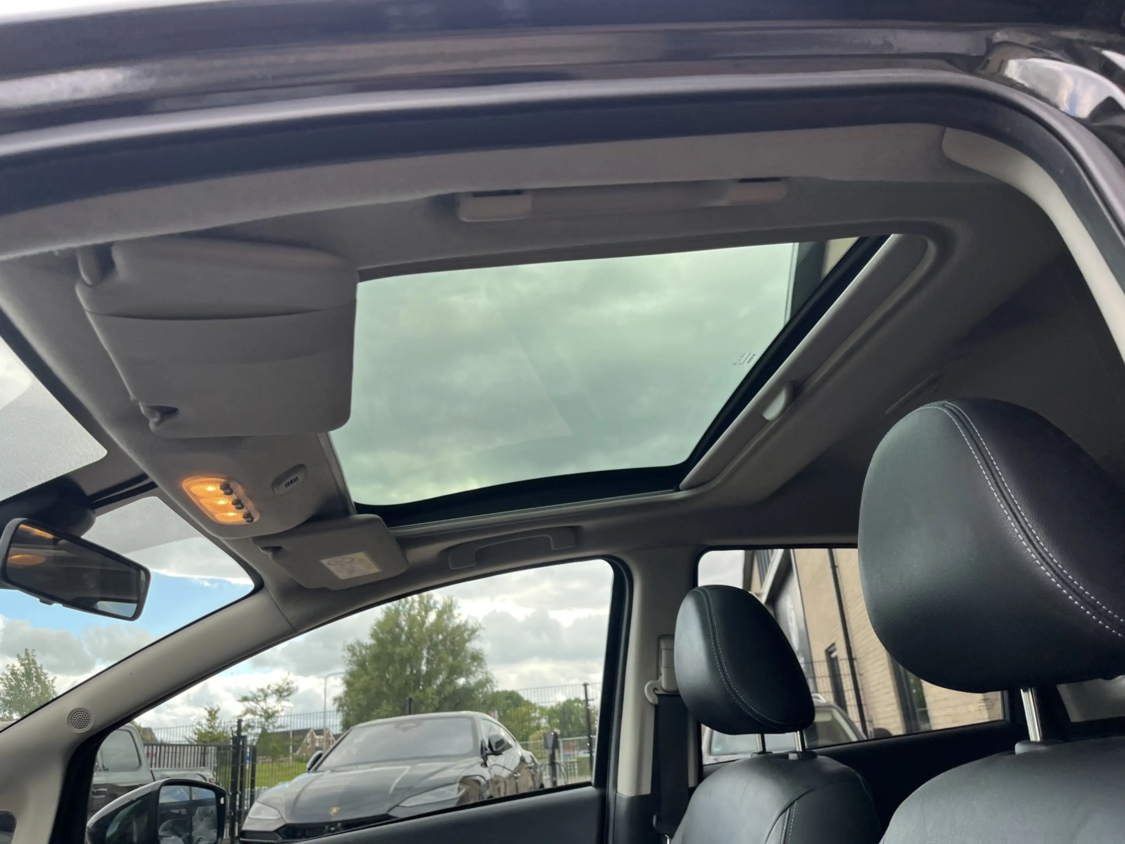 Nissan Note 1.2 DIG-S Tekna, Panodak, Camera — photo 20