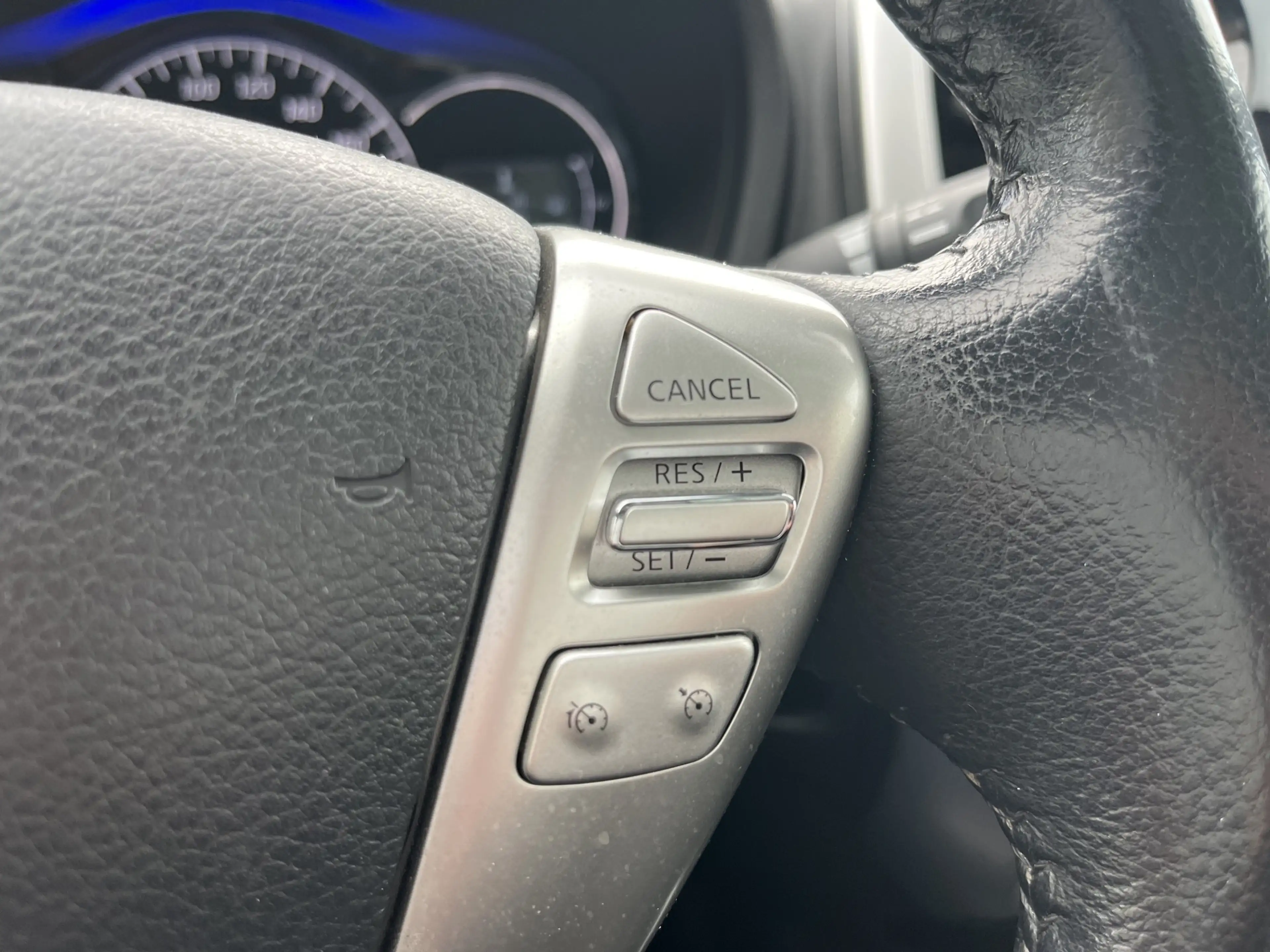 Nissan Note 1.2 DIG-S Tekna, Panodak, Camera — photo 16