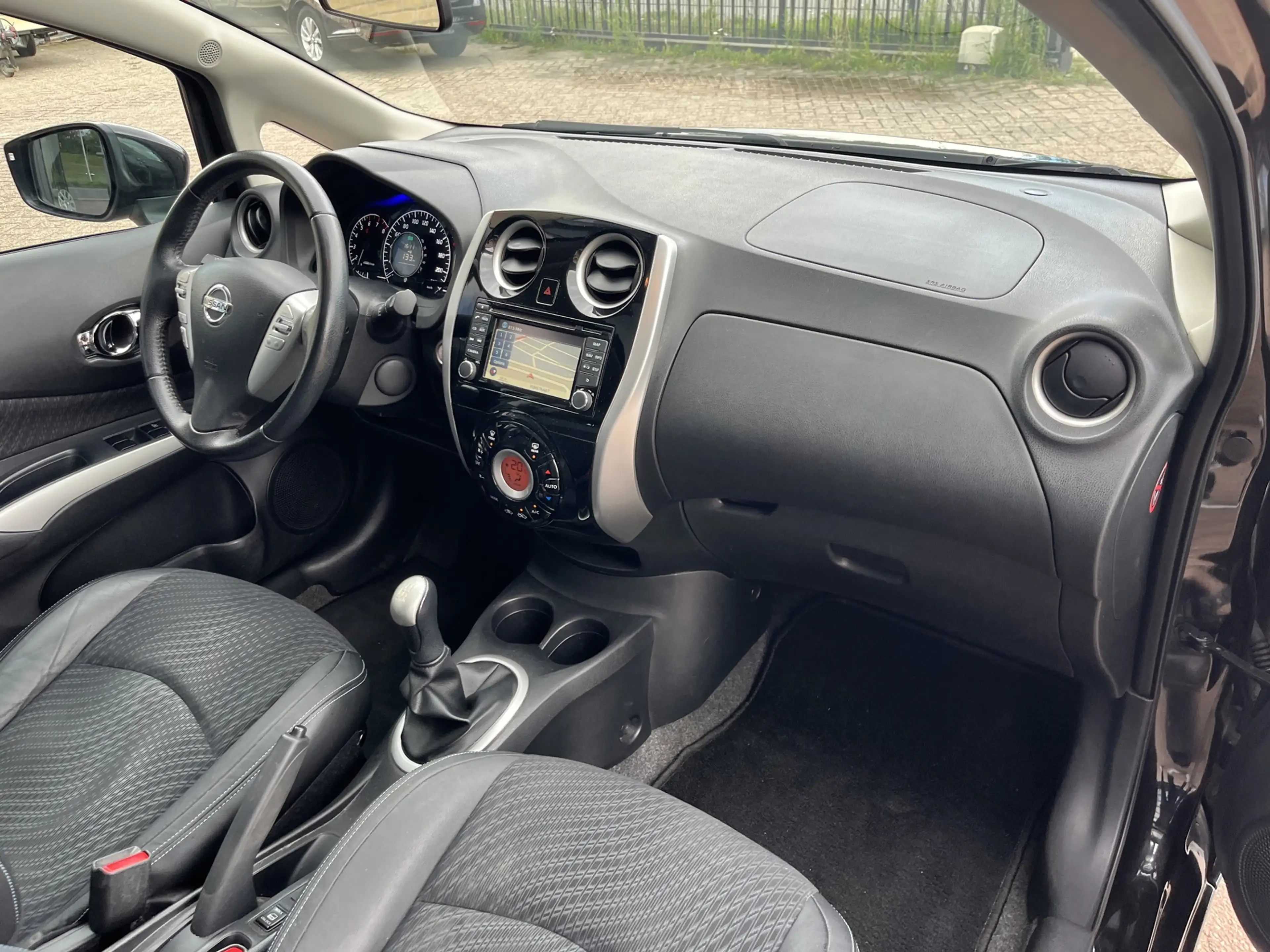 Nissan Note 1.2 DIG-S Tekna, Panodak, Camera — photo 22
