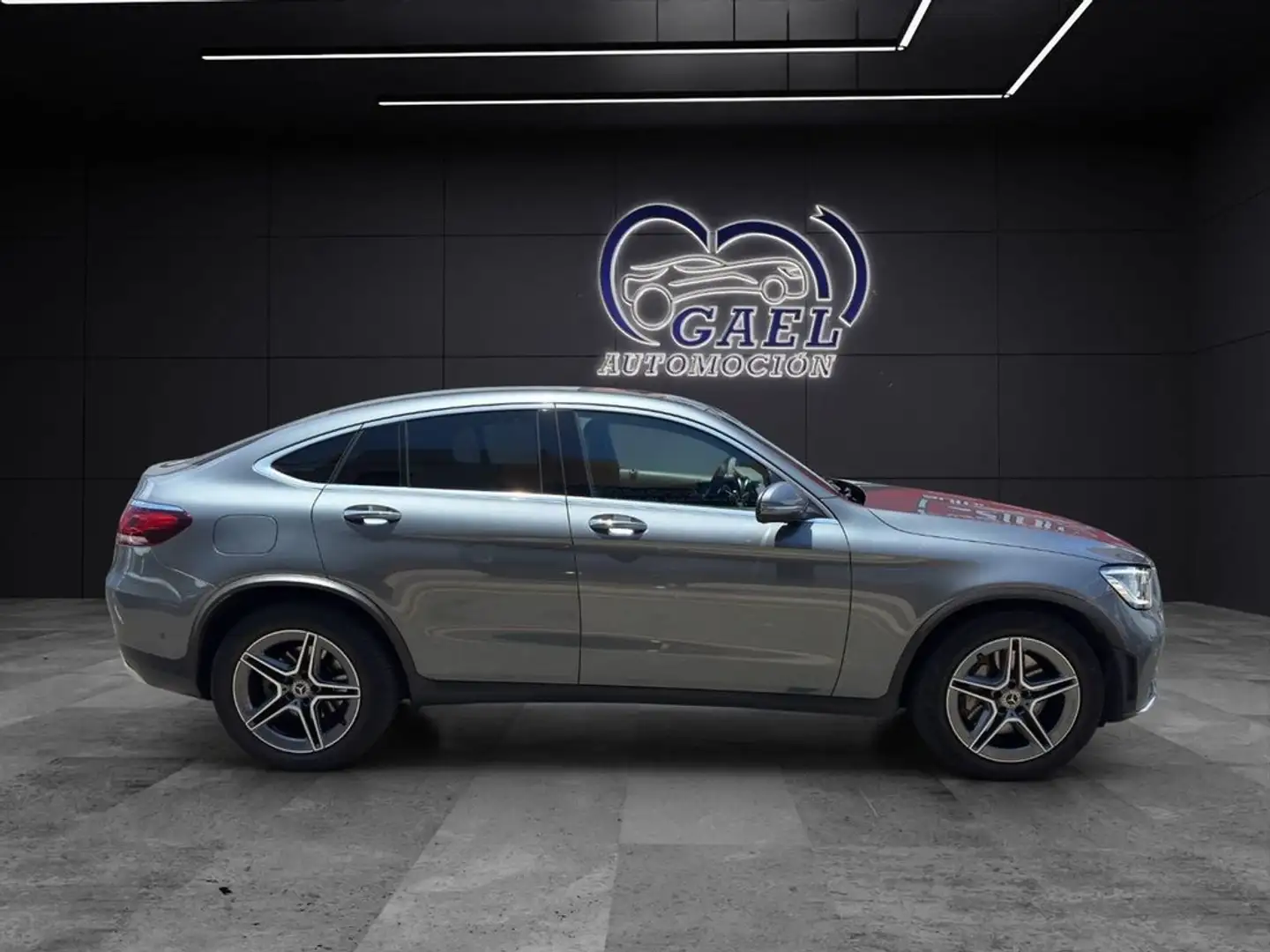 Mercedes-Benz GLC 200 d 4MATIC Gris - 2