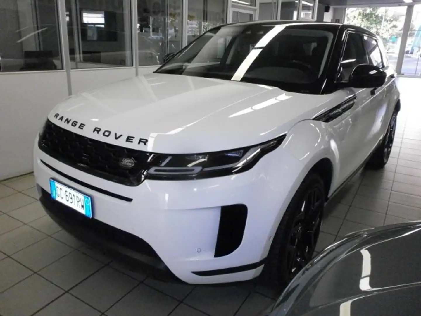 Land Rover Range Rover Evoque Range Rover Evoque  2.0d i4 mhev SE awd 150cv auto Bianco - 1