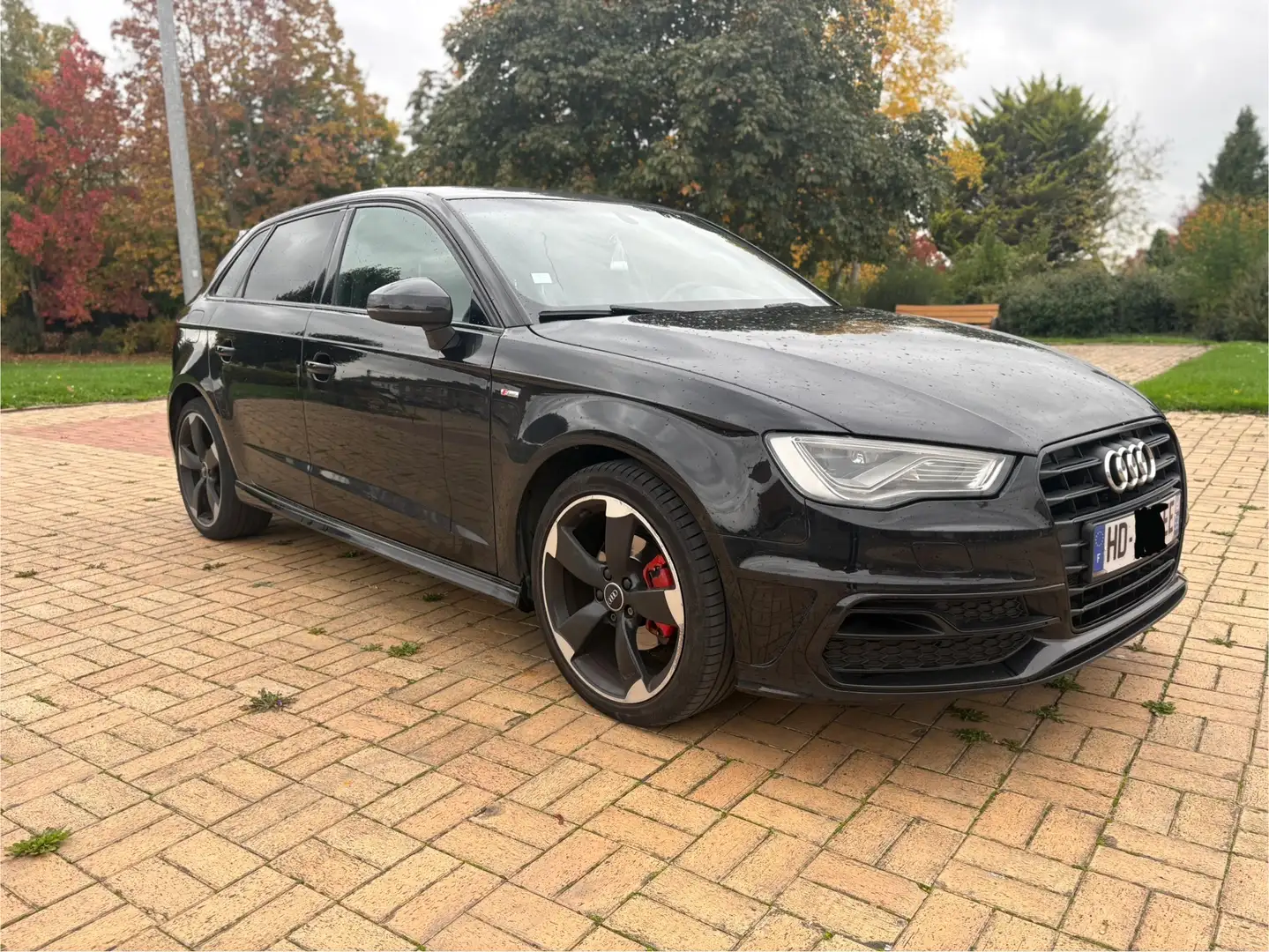 Audi A3 Sportback 2.0 TDI 150 Ambiente - 2