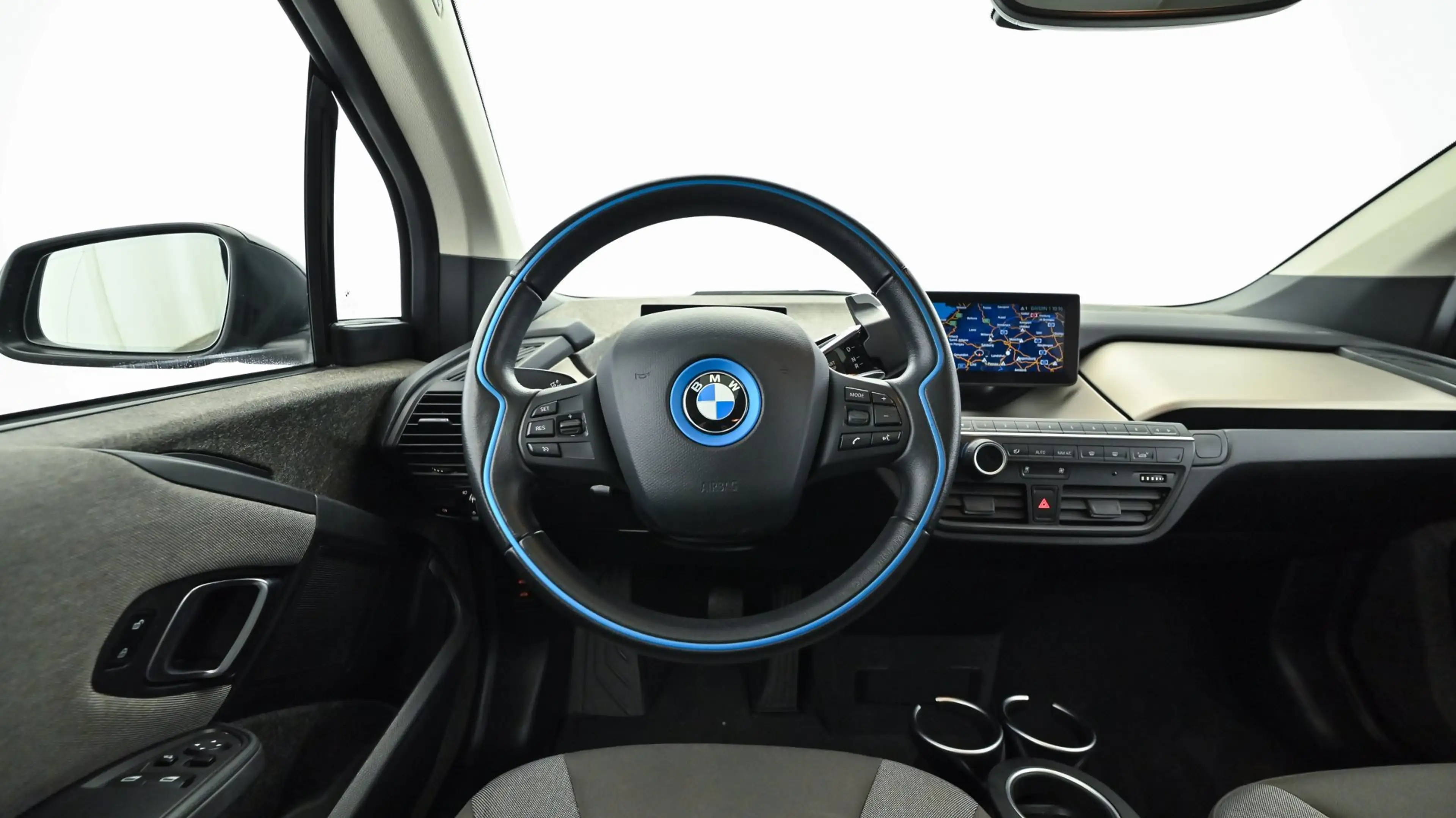 BMW i3 eDrive S i01 — photo 12