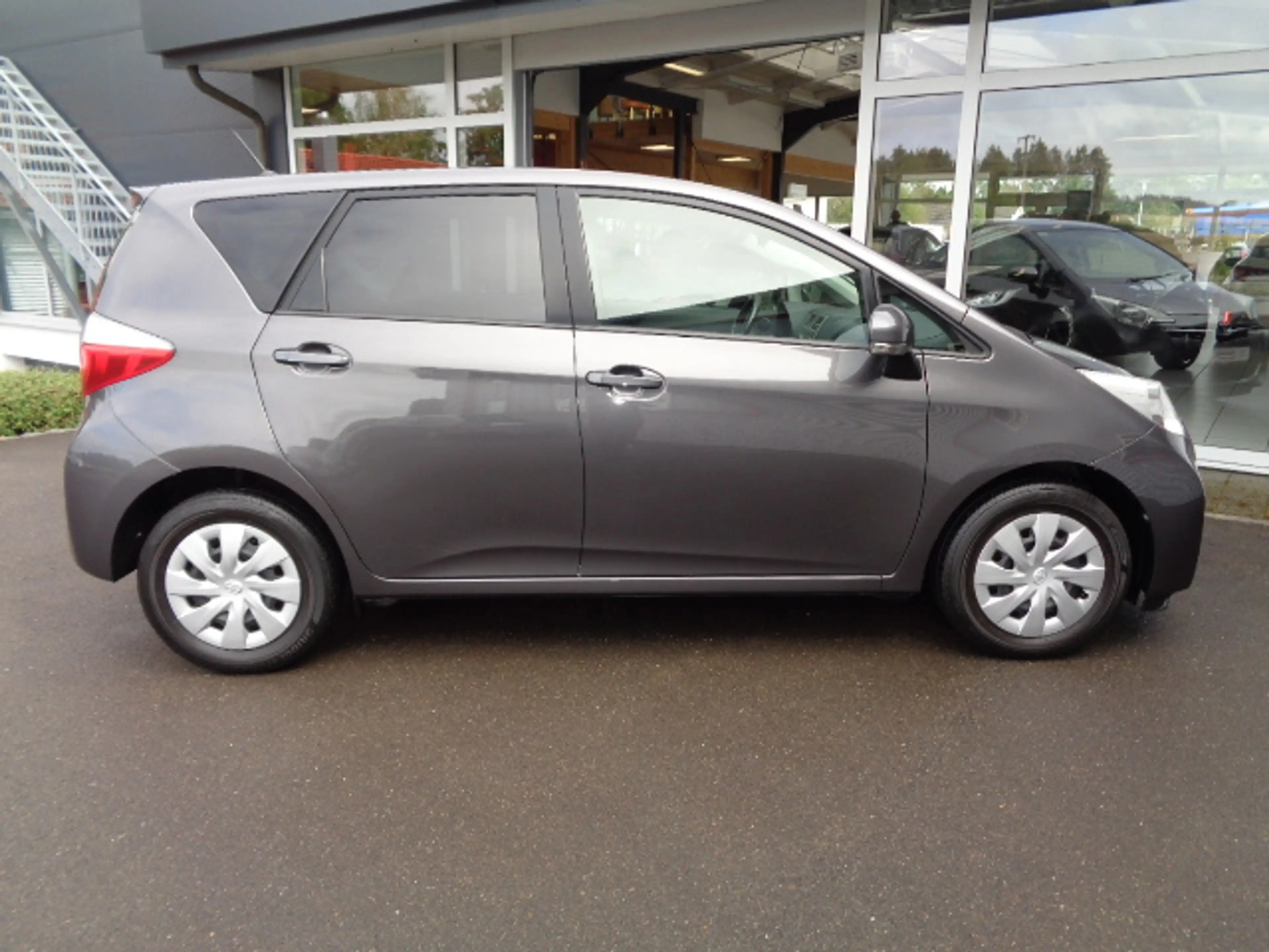 Toyota Verso-S Verso S Verso S 1.33 VVT-i Life — photo 6