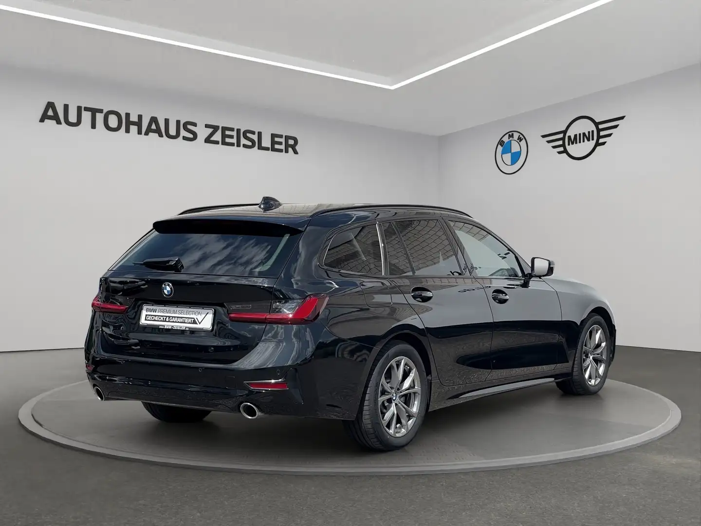 BMW 330 i Touring SPORT LINE Laserlicht akt.Geschwindigkei Schwarz - 2