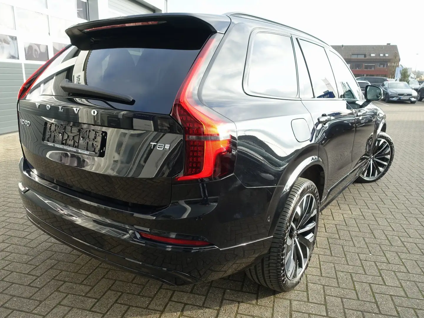 Volvo XC90 Plus Dark T8 AWD Plug-inHybrid/Pano/H&K/360 Schwarz - 2