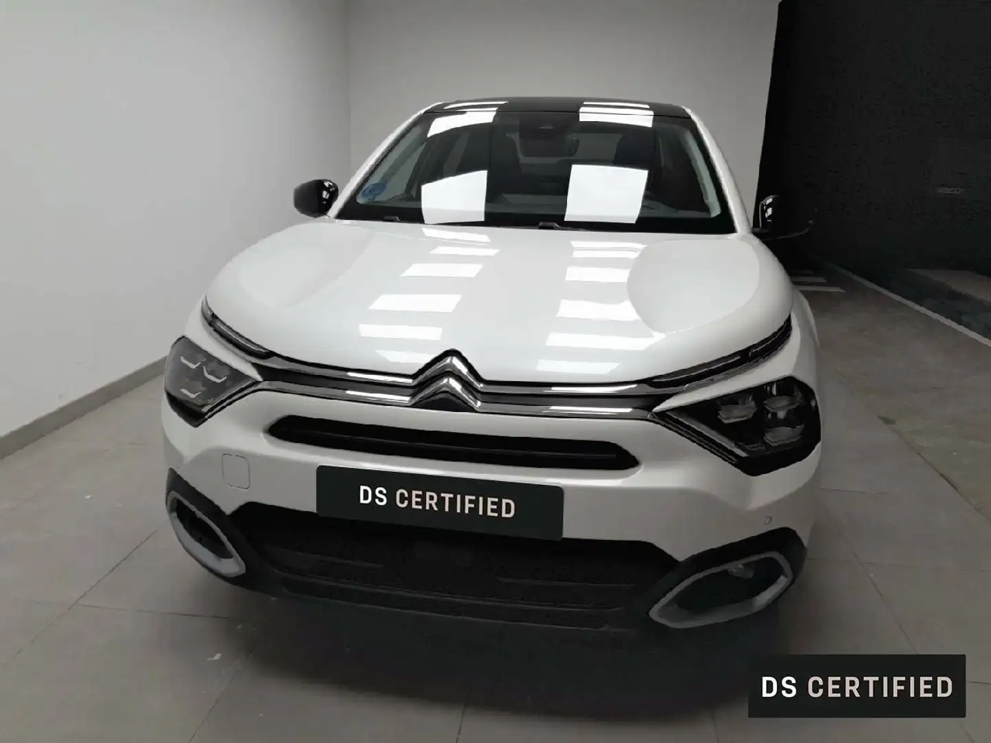 Citroen C4 X Eléctrico Shine 100kW Bílá - 2