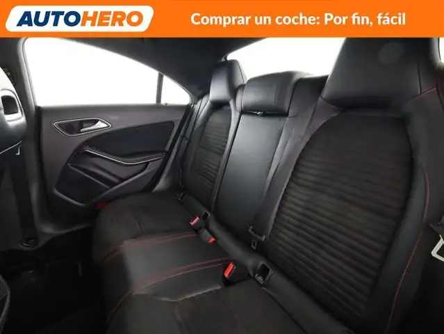Mercedes-Benz Cla view 15