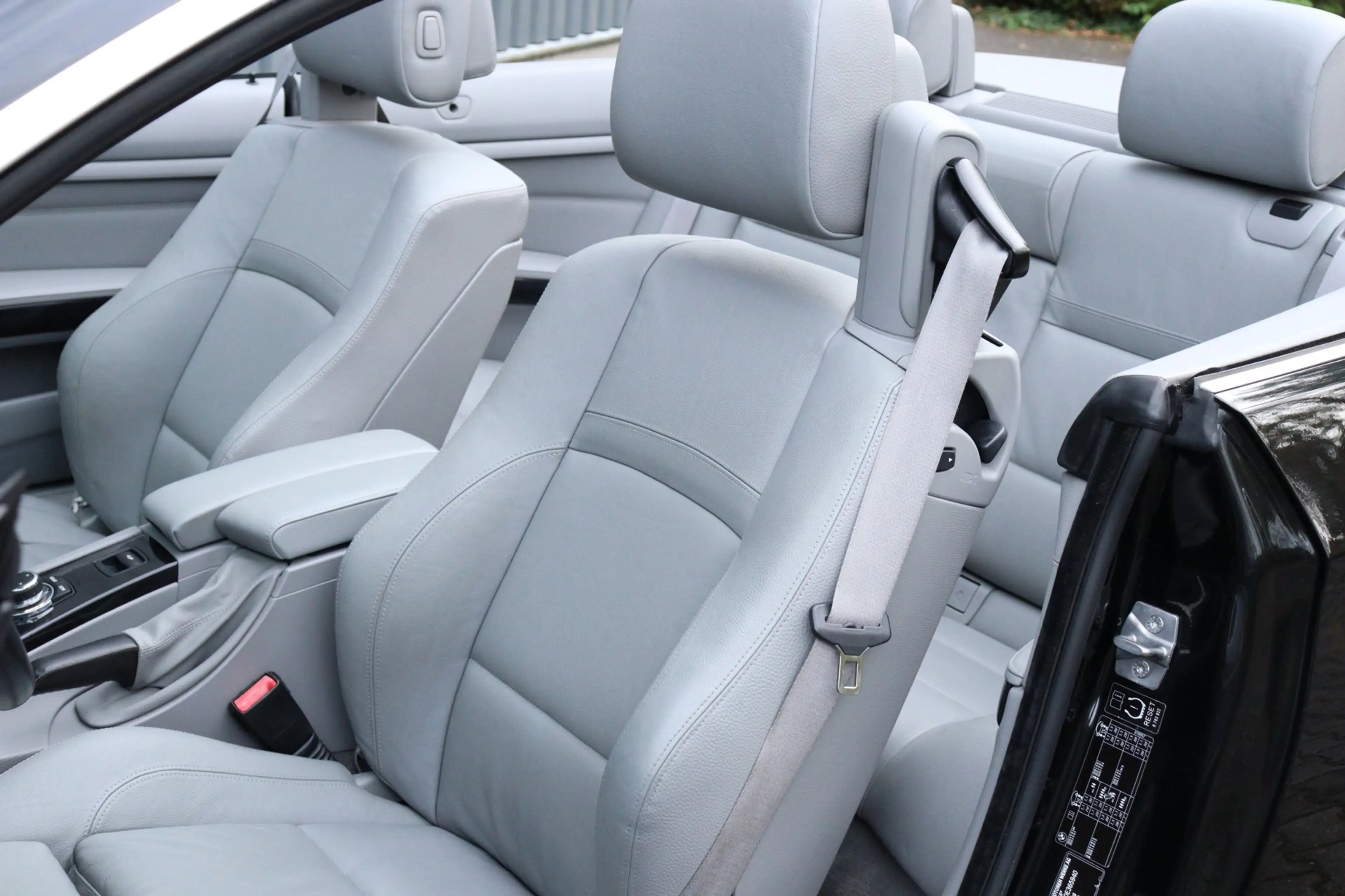 BMW 325 3-serie Cabrio 325i HIGH EXECUTIVE *81.909KM.!* — photo 8