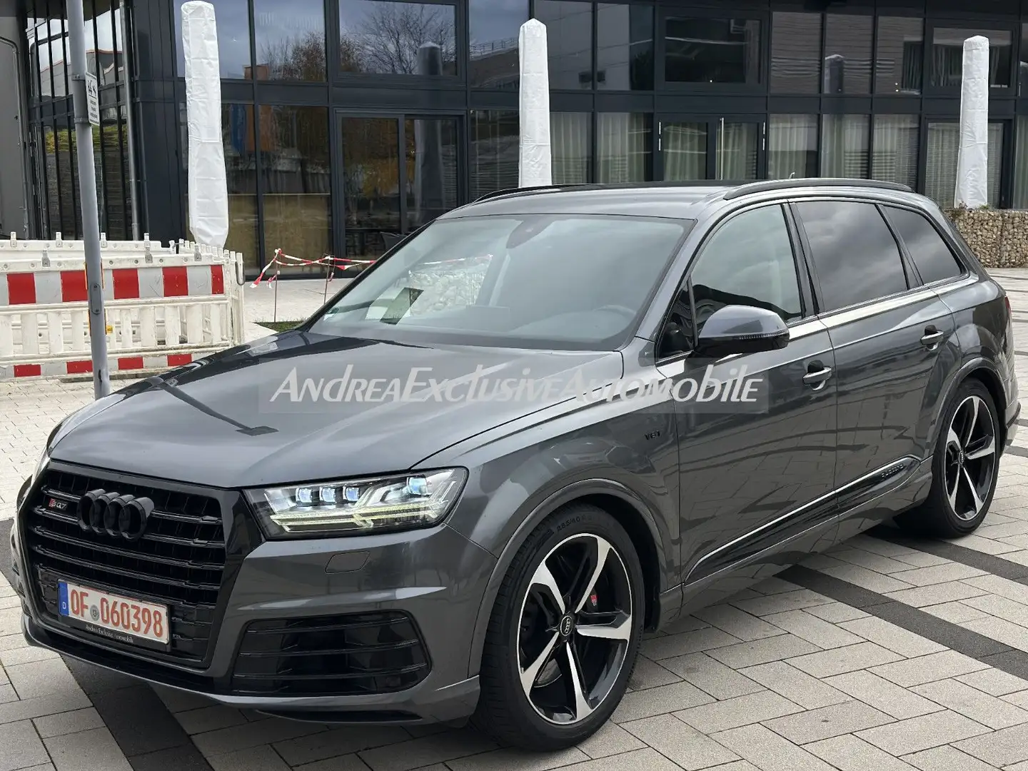 Audi SQ7 4.0 TDI Quattro Matrix Sitzkühl Daytonagrey Grau - 1