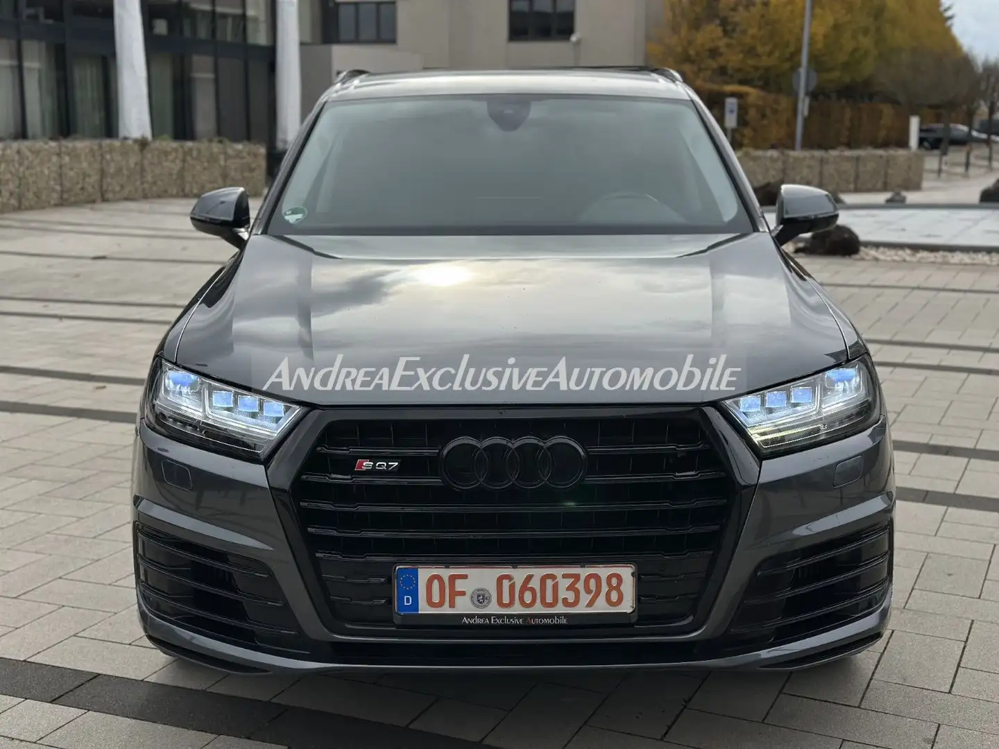 Audi SQ7 4.0 TDI Quattro Matrix Sitzkühl Daytonagrey Grau - 2