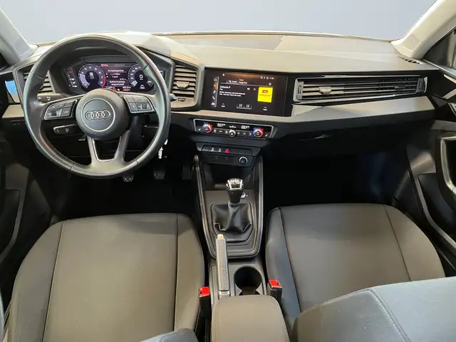 Audi A1 view 8