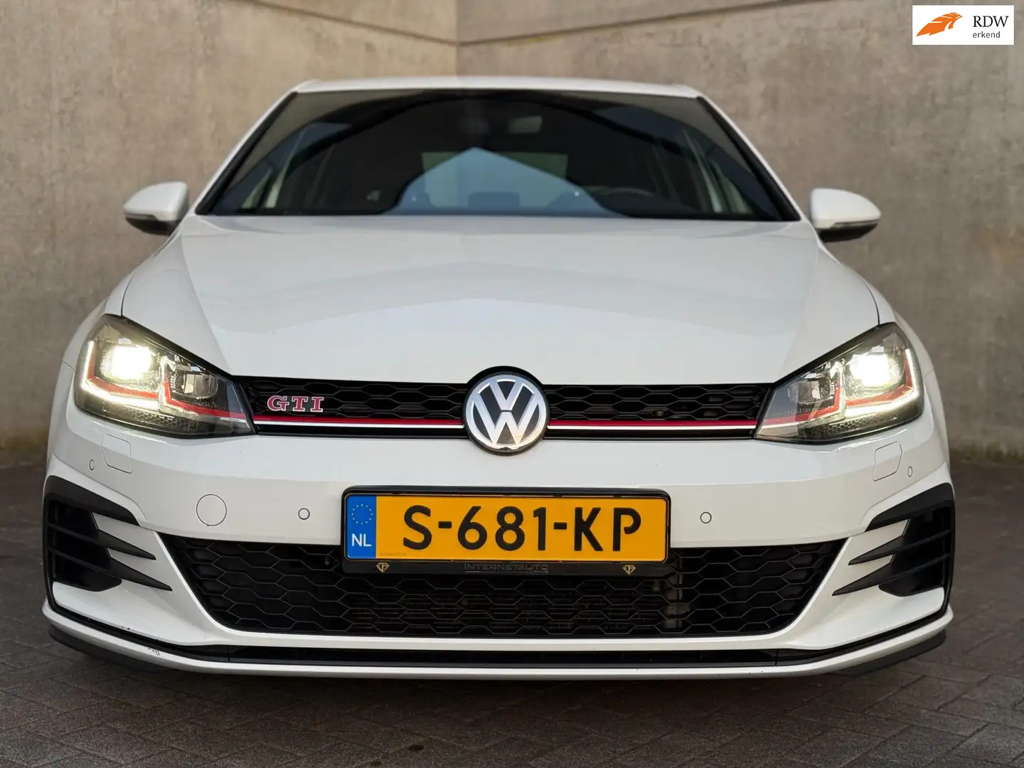 Volkswagen Golf GTI 2.0 TSI Performance, LED, STOELVERWARMING, VIRTUAL Bianco - 1