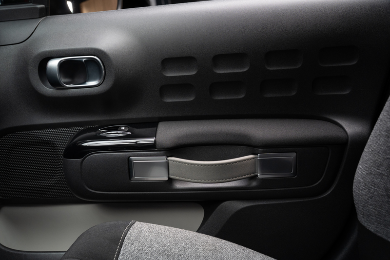 Citroen C3 1.2 Climate C. Navi PDC LM velgen Carplay Cruise L — photo 29