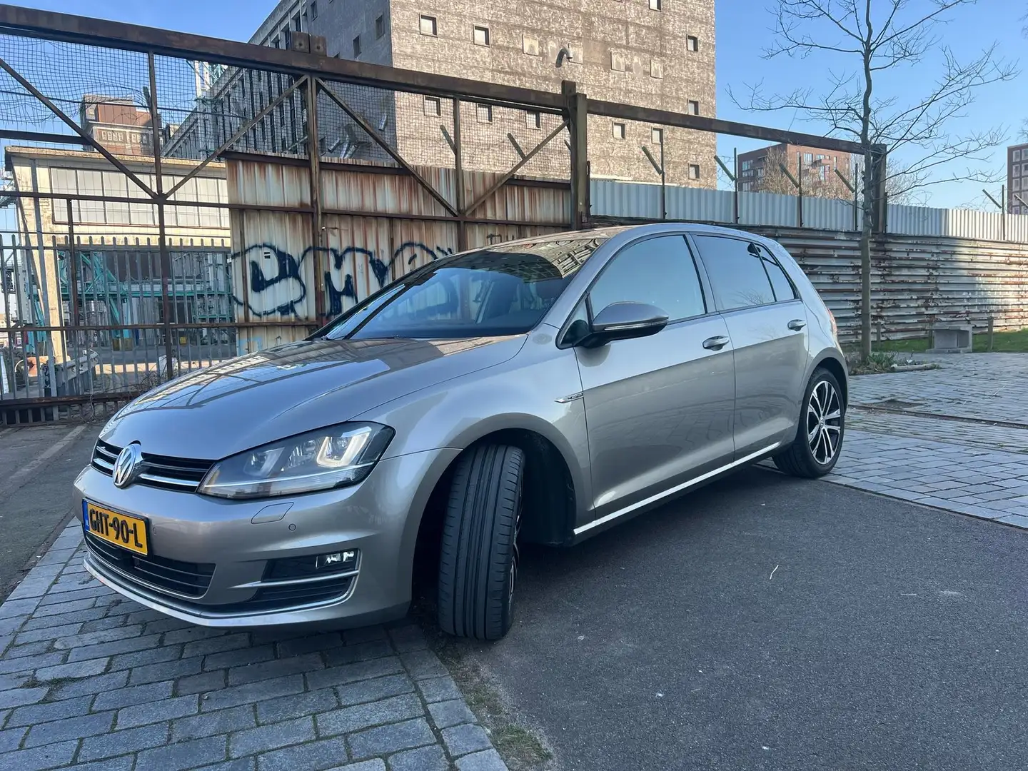Volkswagen Golf 1.4 TSI ACT BlueMotion Technology DSG Edition - 2