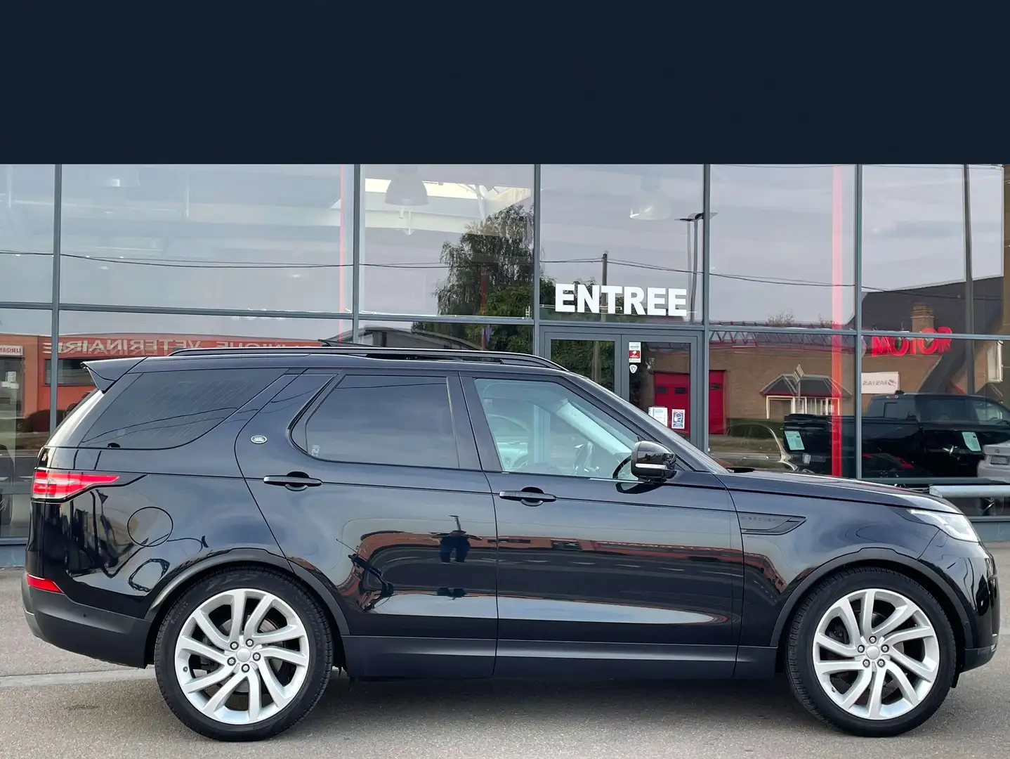 Land Rover Discovery 3.0 V6 turbo diesel - full option Zwart - 1