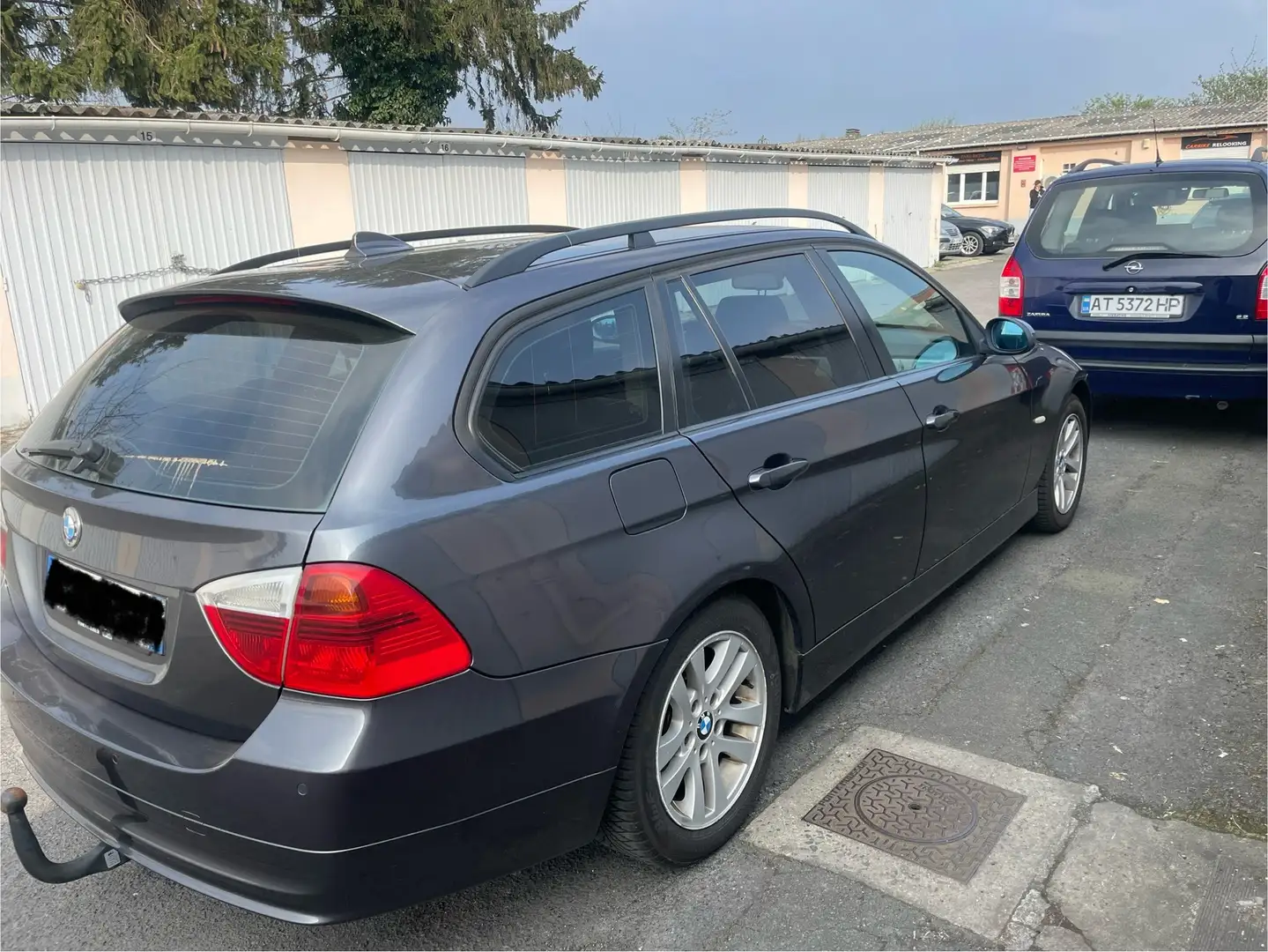 BMW 320 Touring 320d Preference Famille - 2