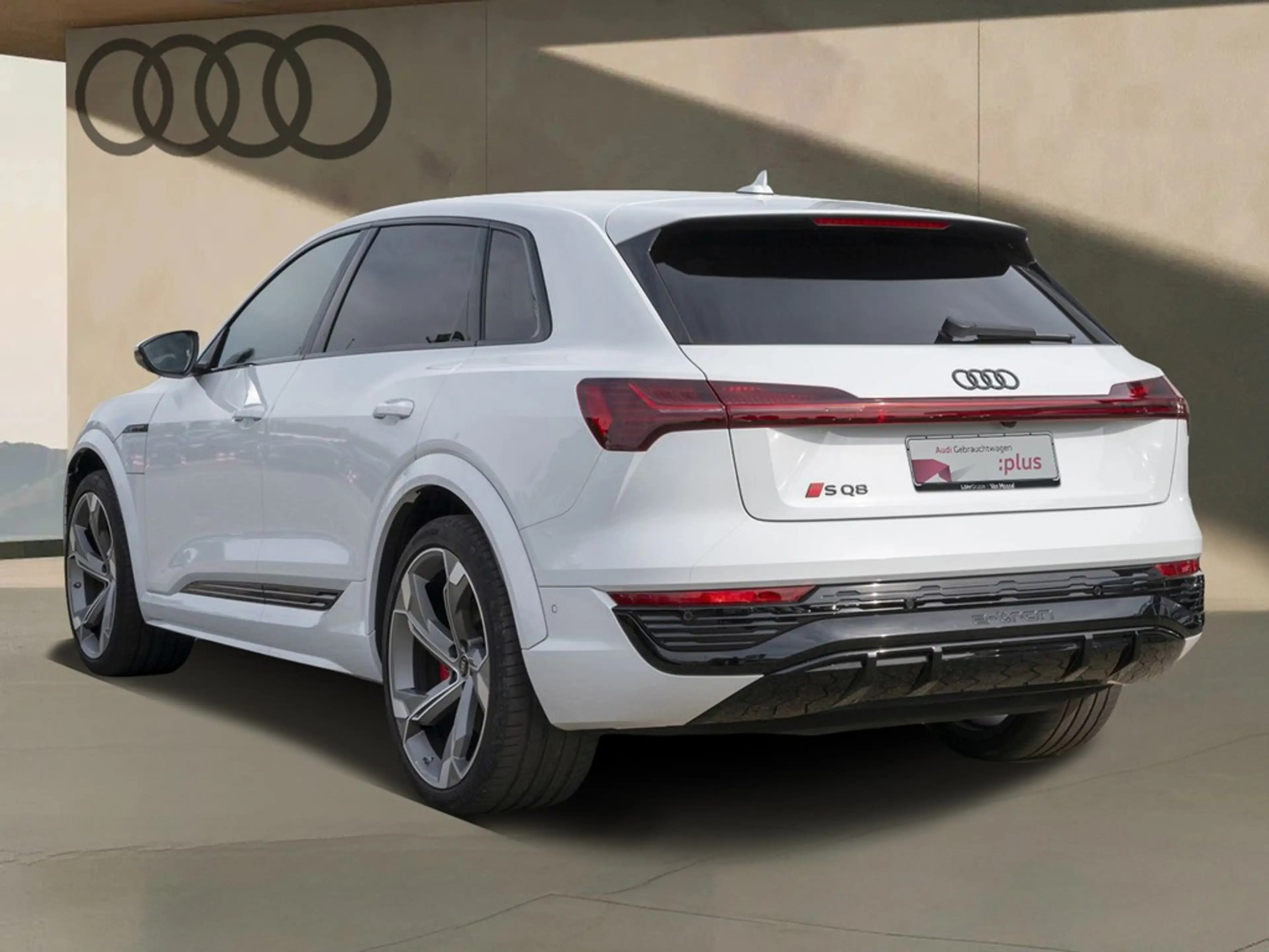 Audi SQ8 e-tron 370 kW quattro 22"|360°|PANO|ACC|MATRIX — photo 5